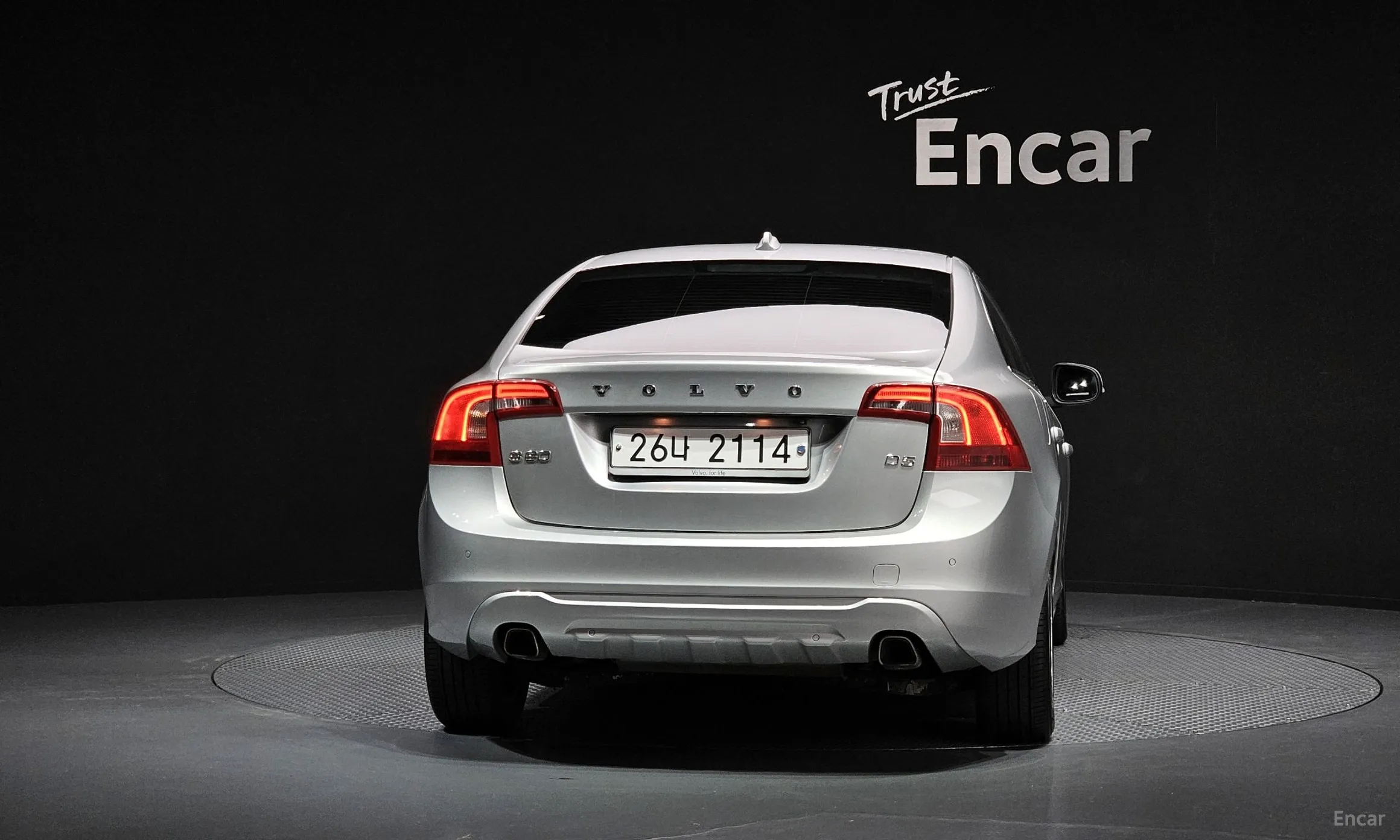 Volvo S60 превью 4