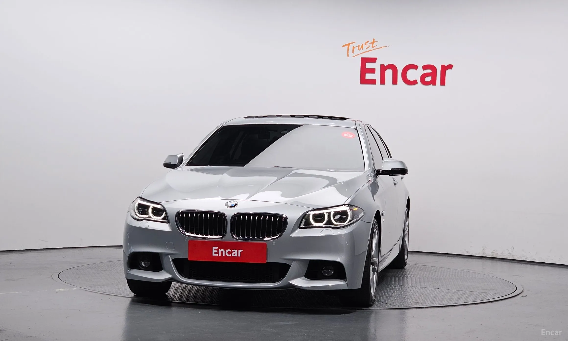 BMW 5 Series (F10) превью 2