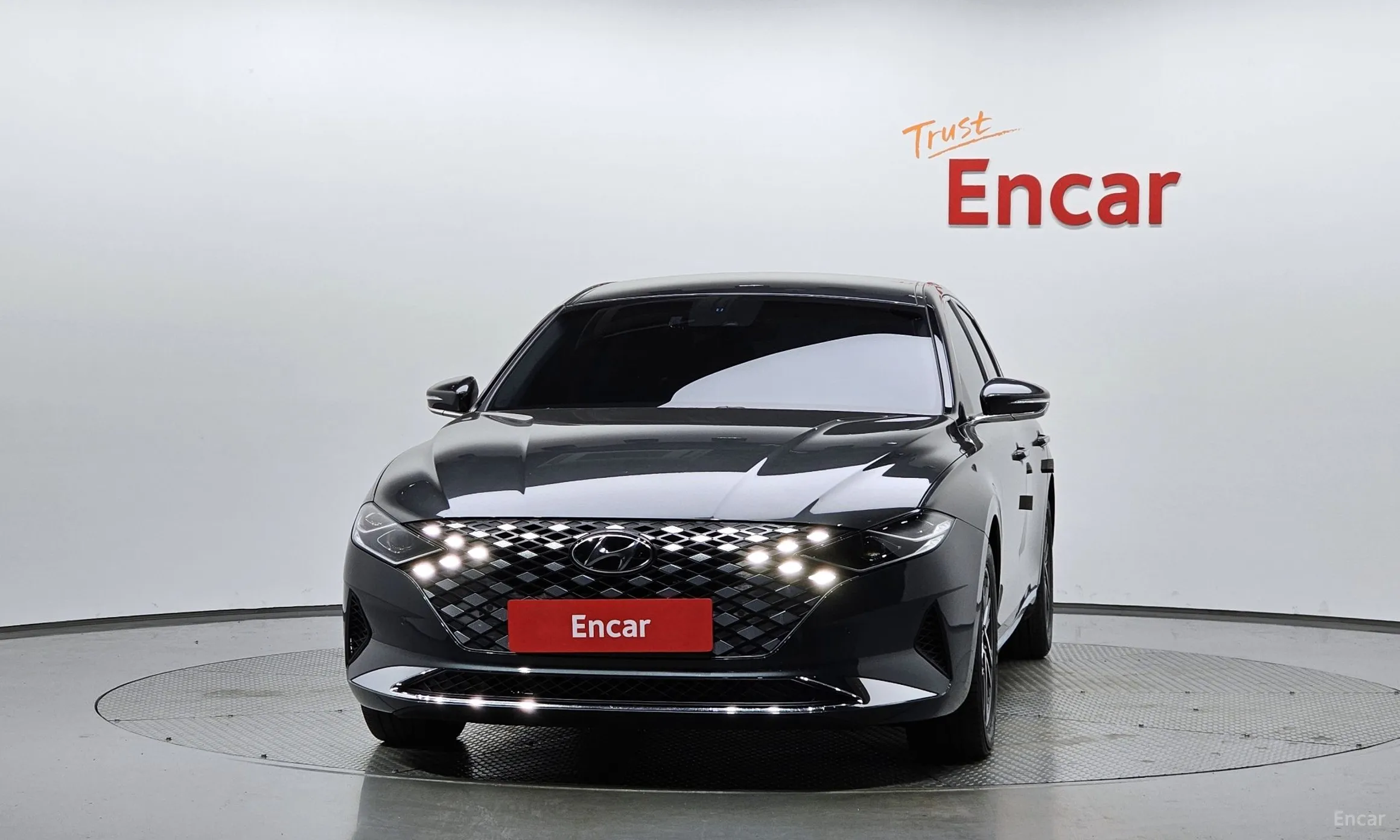 Hyundai Grandeur IG превью 2