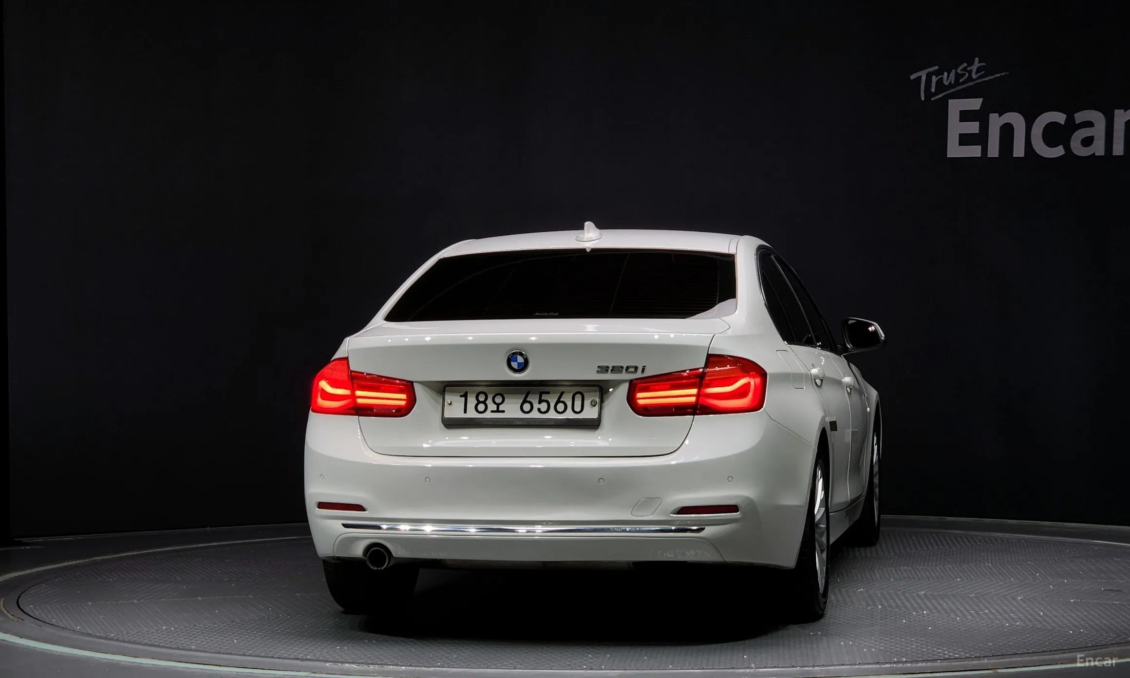BMW 3 Series (F30) превью 3