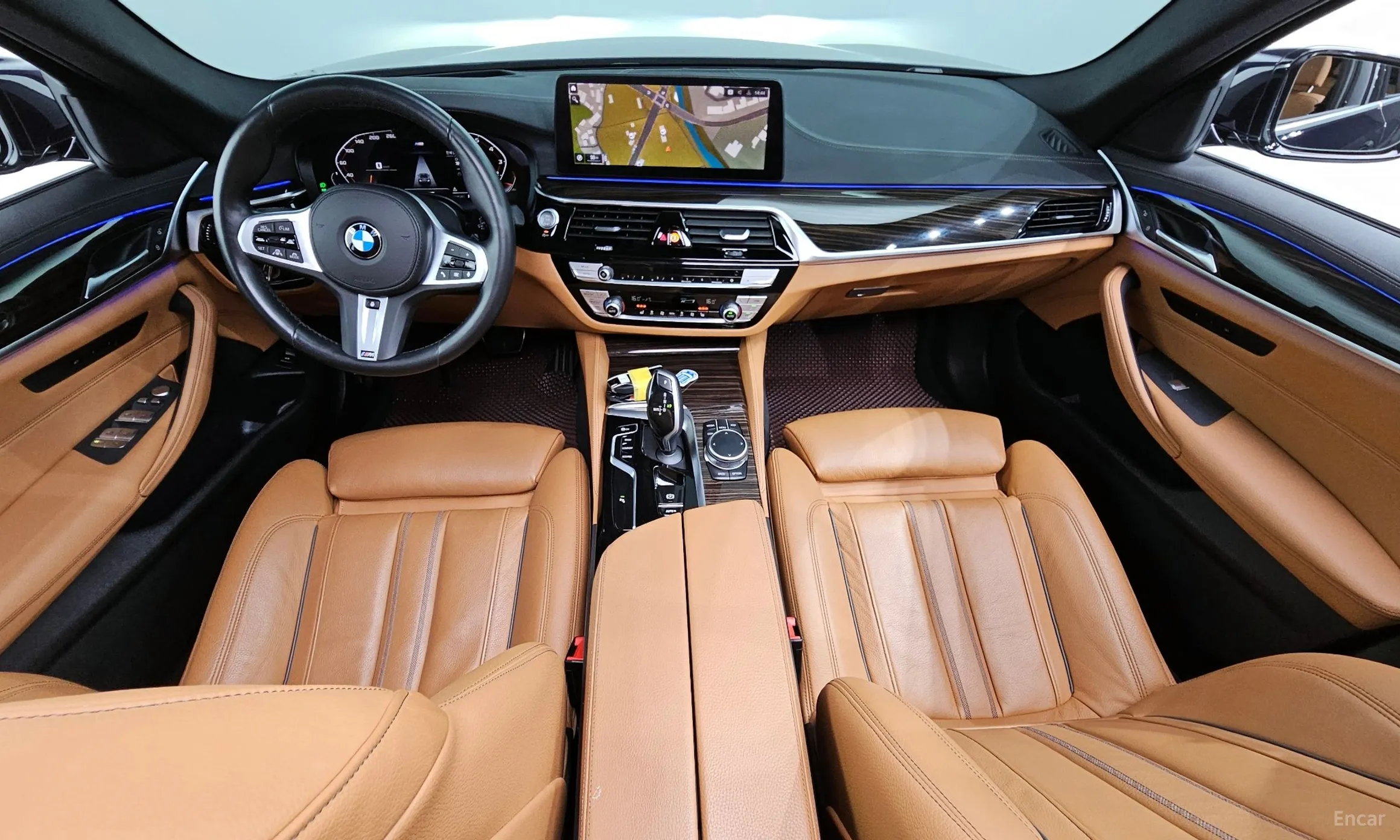 BMW 5 Series (G30) превью 4