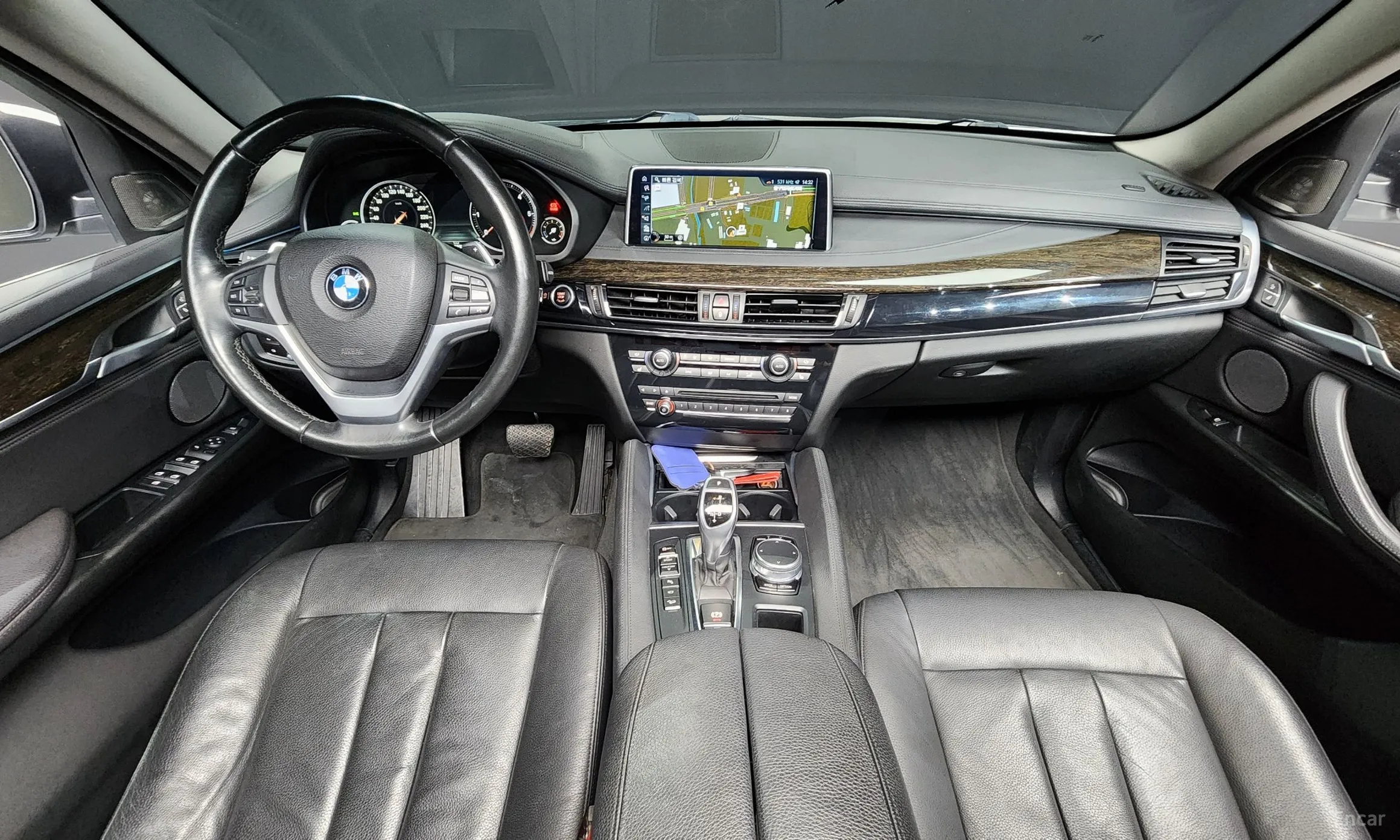 BMW X6 (F16) превью 4