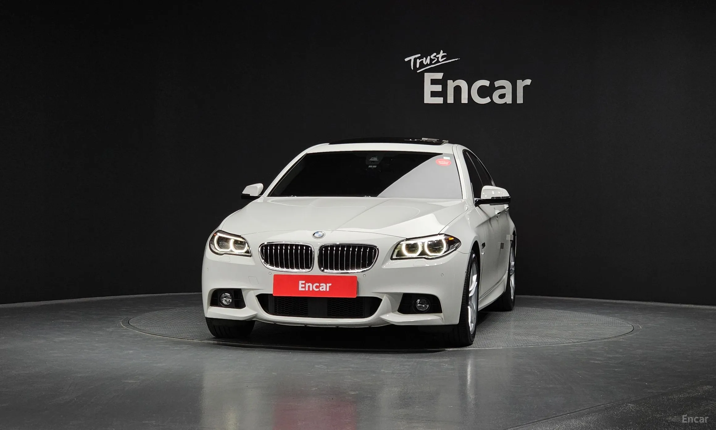 BMW 5 Series (F10) превью 2