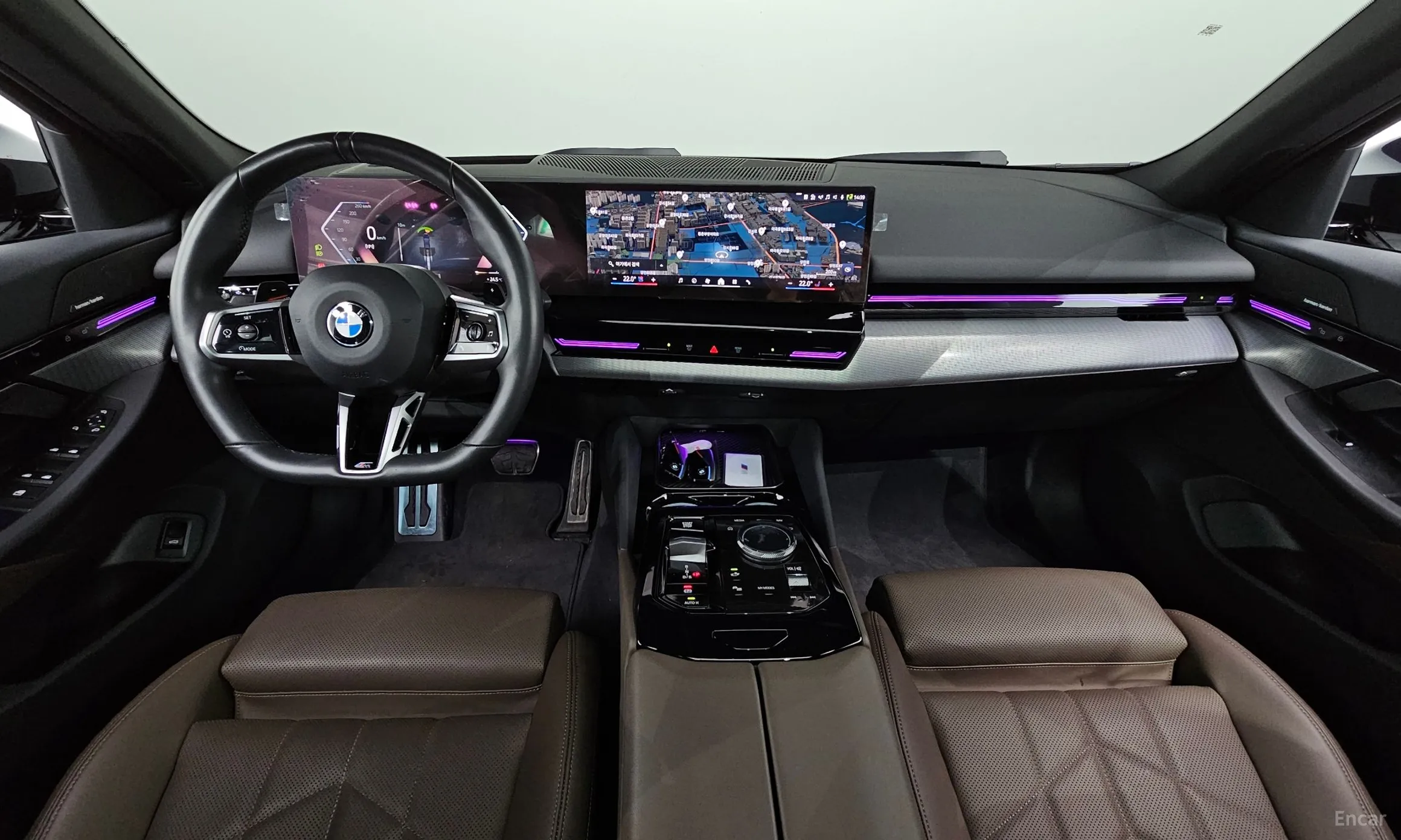 BMW 5 Series (G60) превью 4