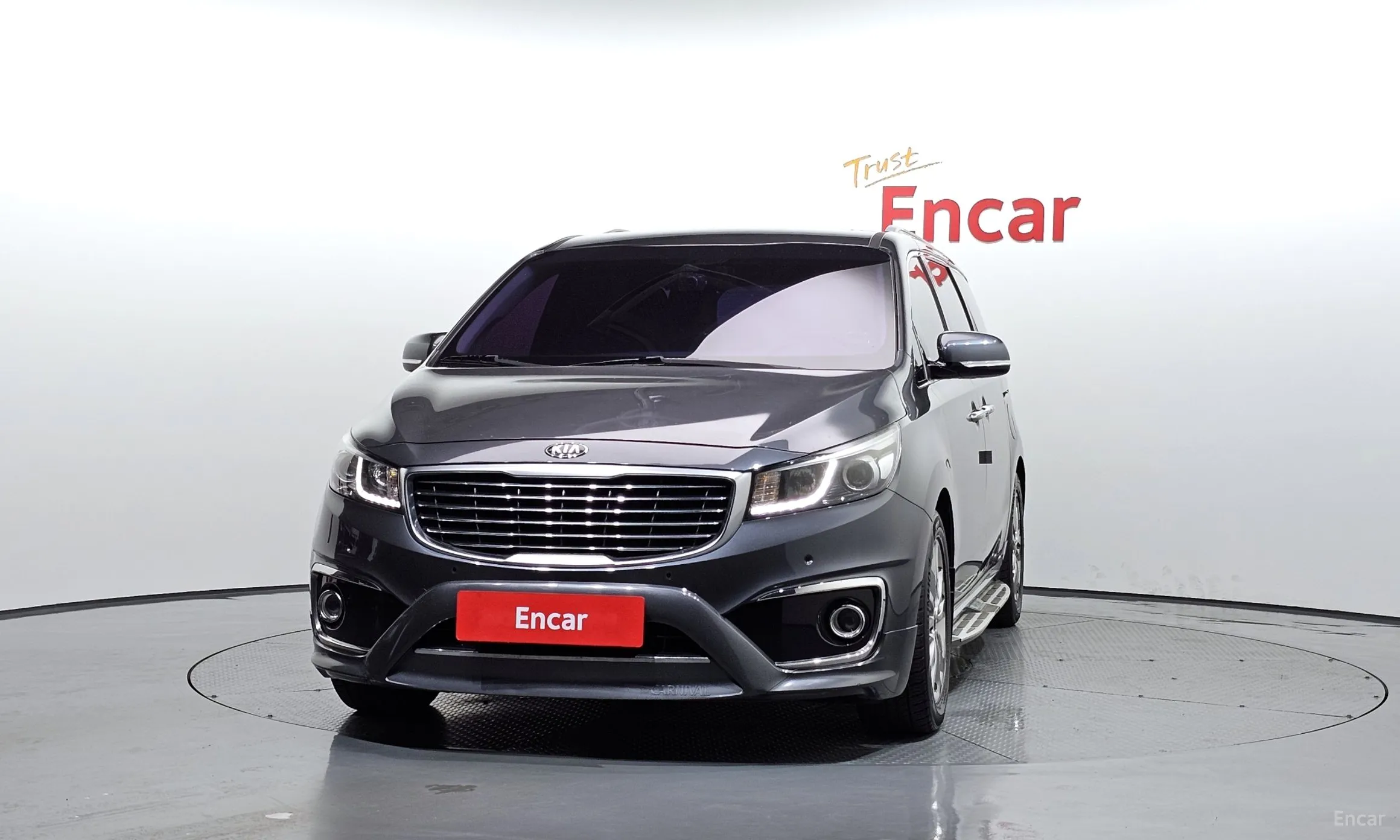 Kia Carnival превью 2