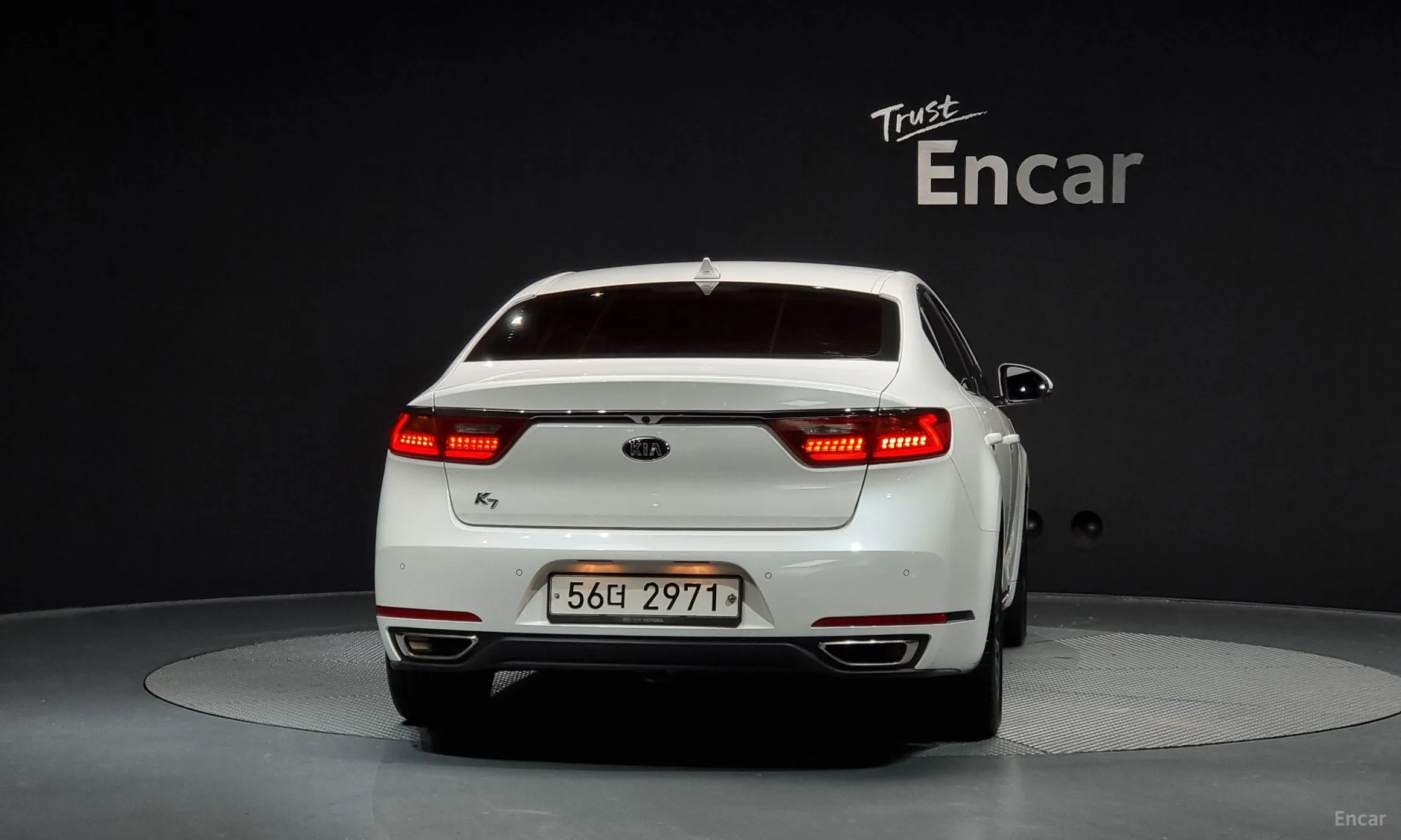 Kia K7 превью 3