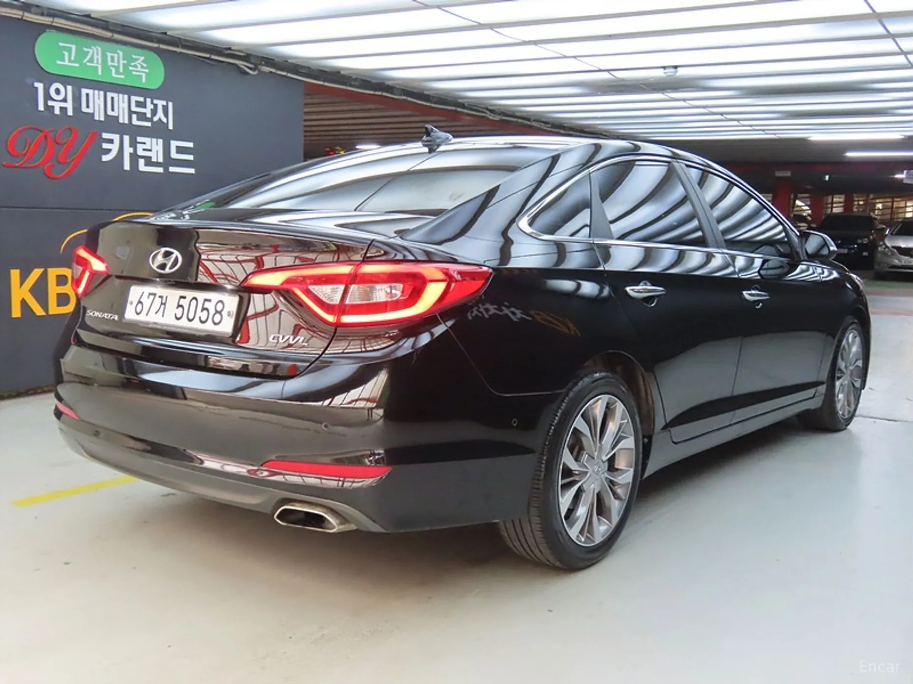 Hyundai LF Sonata превью 3