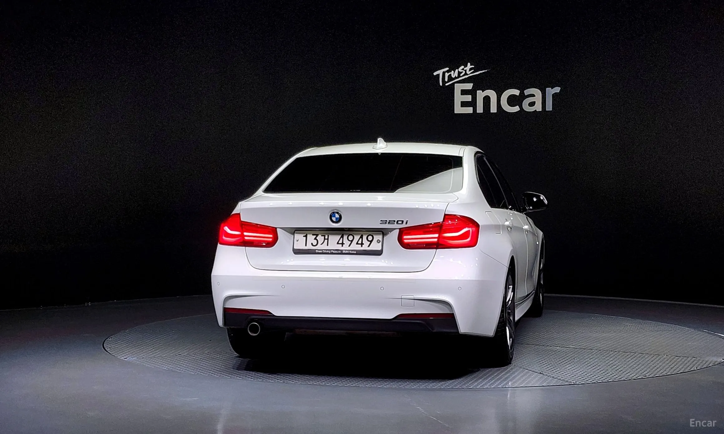 BMW 3 Series (F30) превью 3