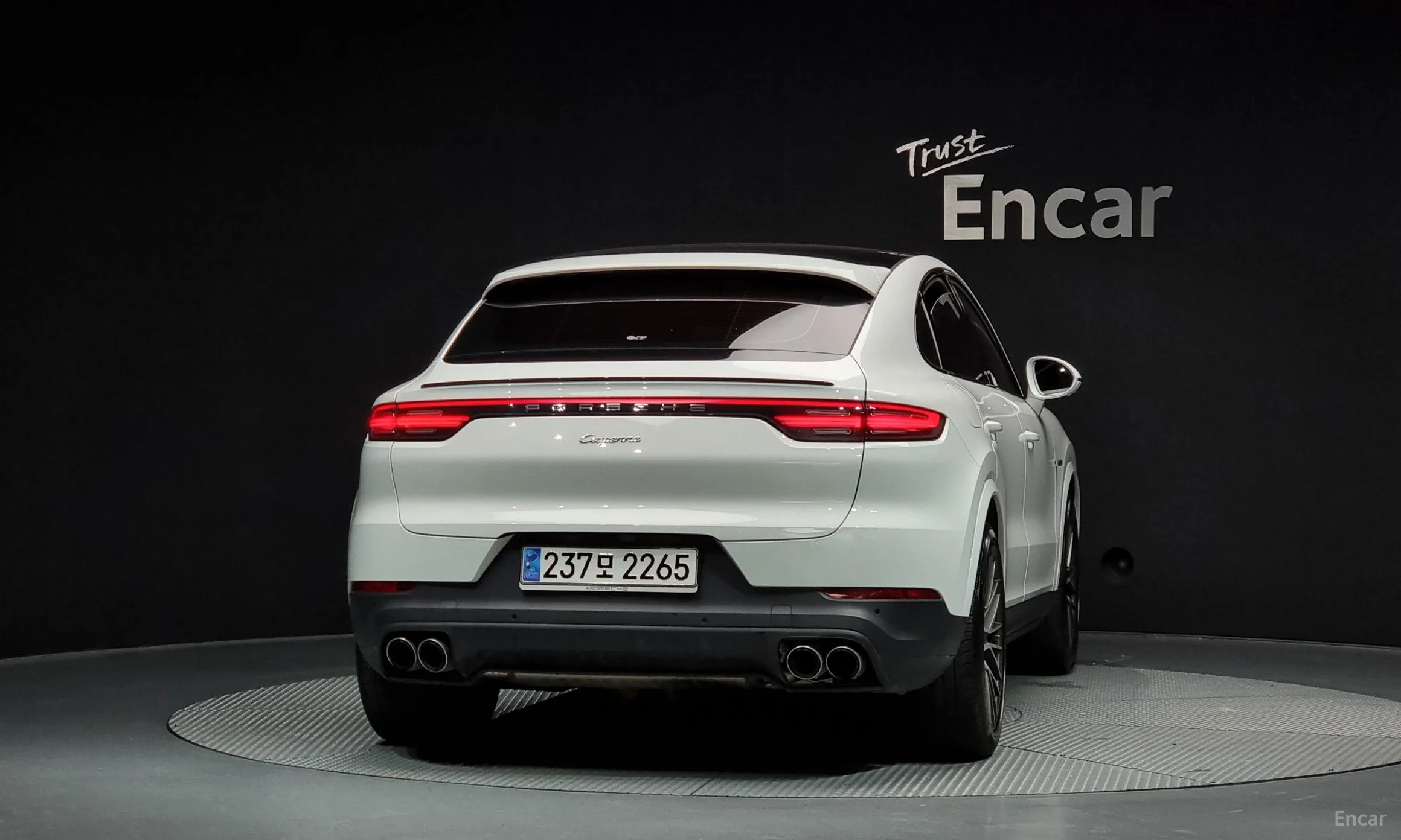 Porsche Cayenne (PO536) превью 3