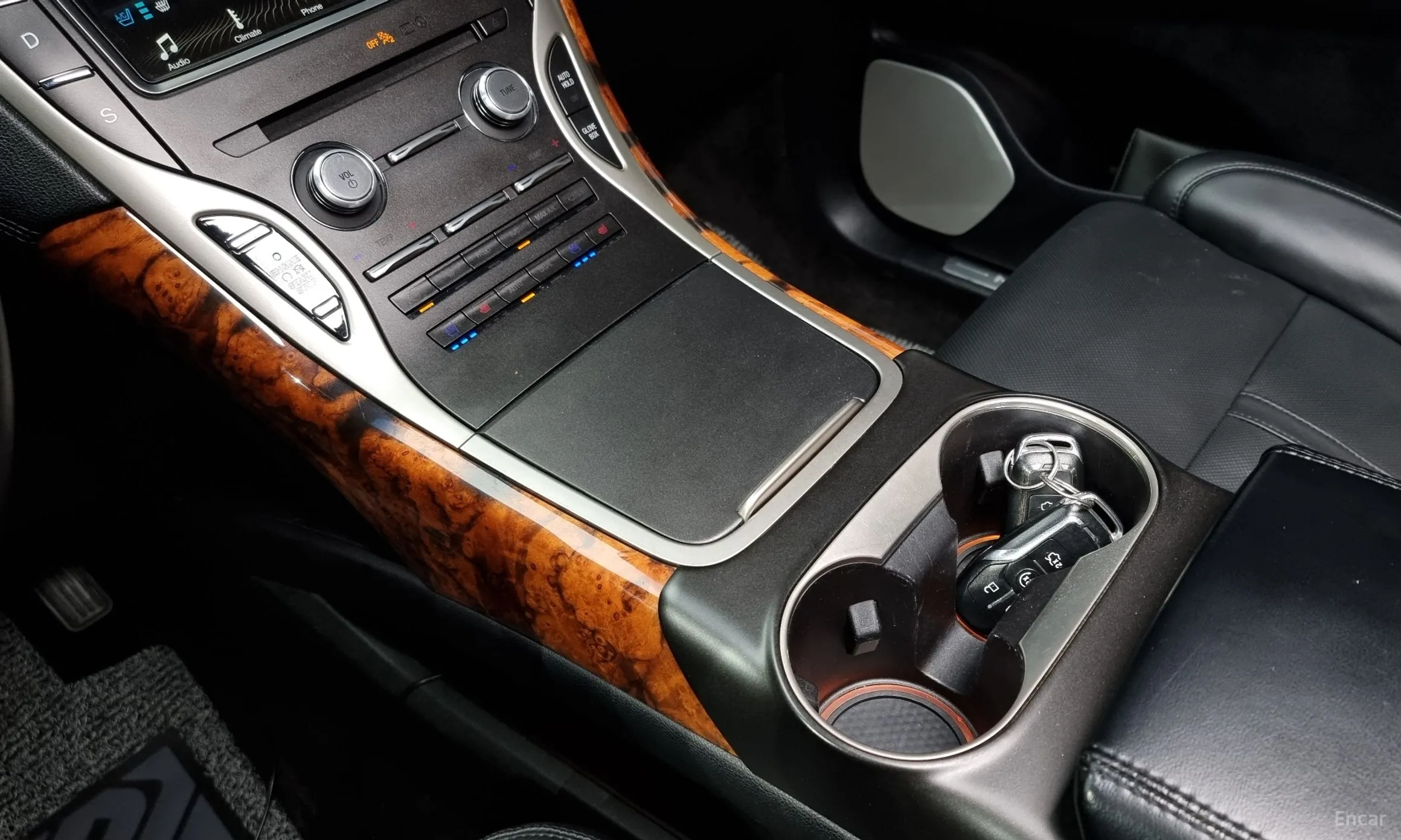 Lincoln MKX 2nd Generation превью 16