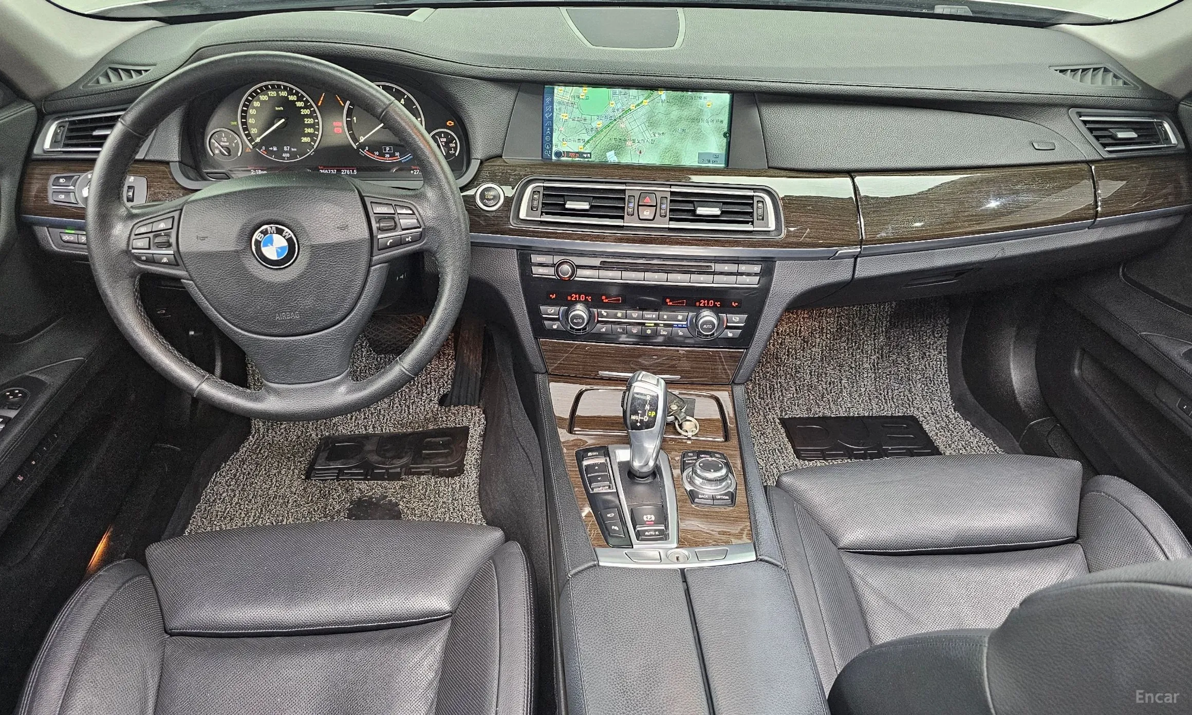 BMW 7 Series (F01) превью 4