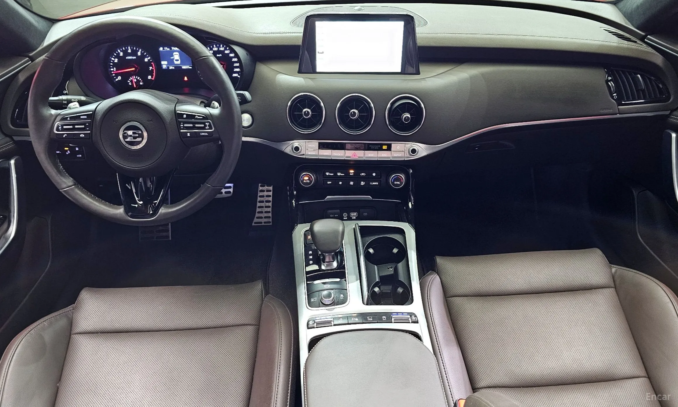 Kia Stinger превью 4