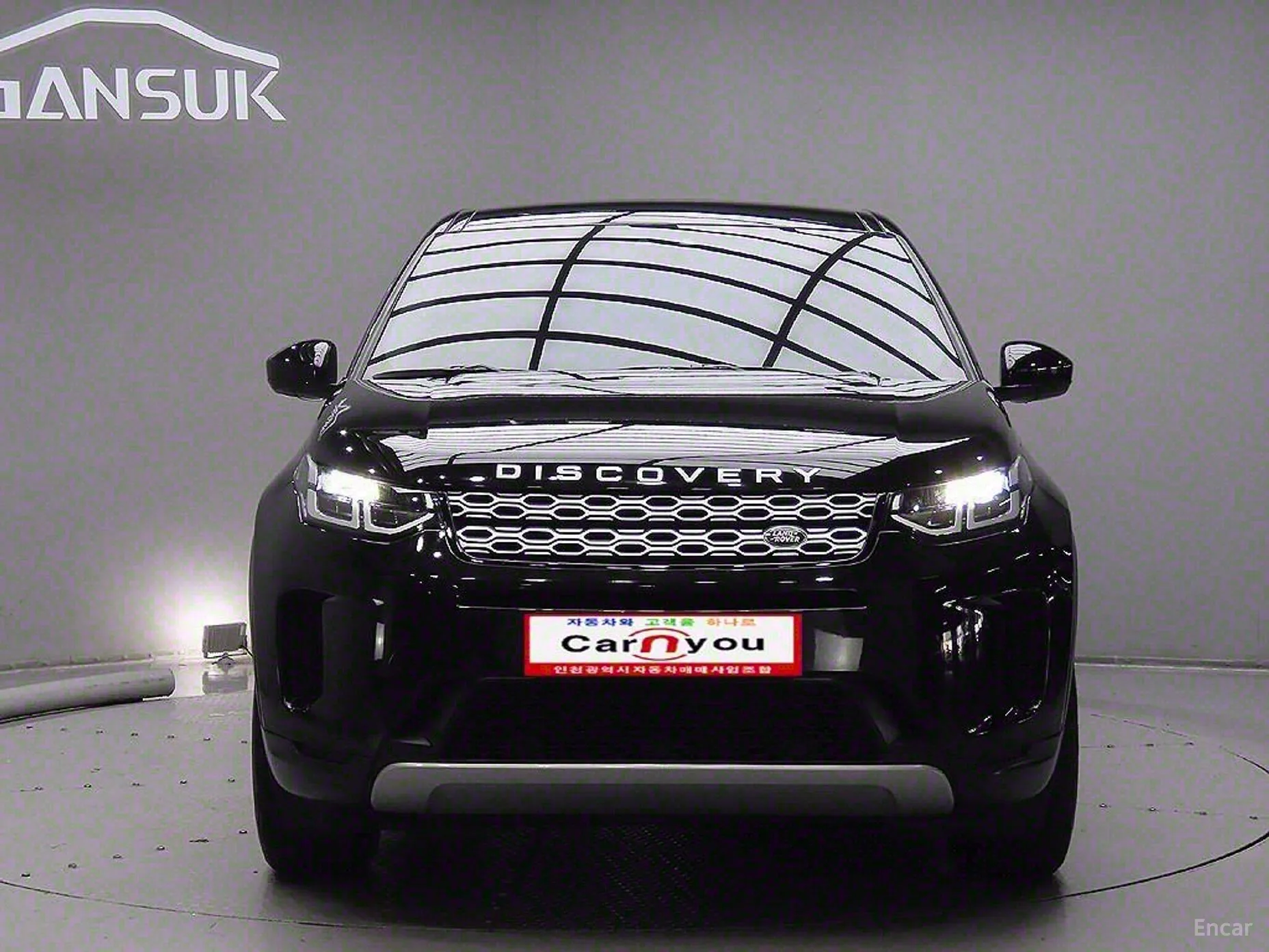 Land Rover Discovery Sports превью 2