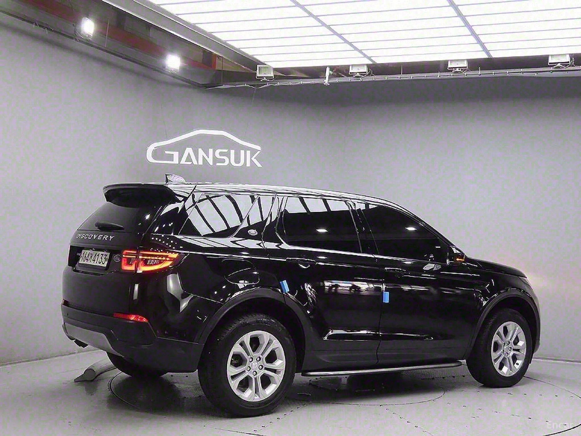 Land Rover Discovery Sports превью 3