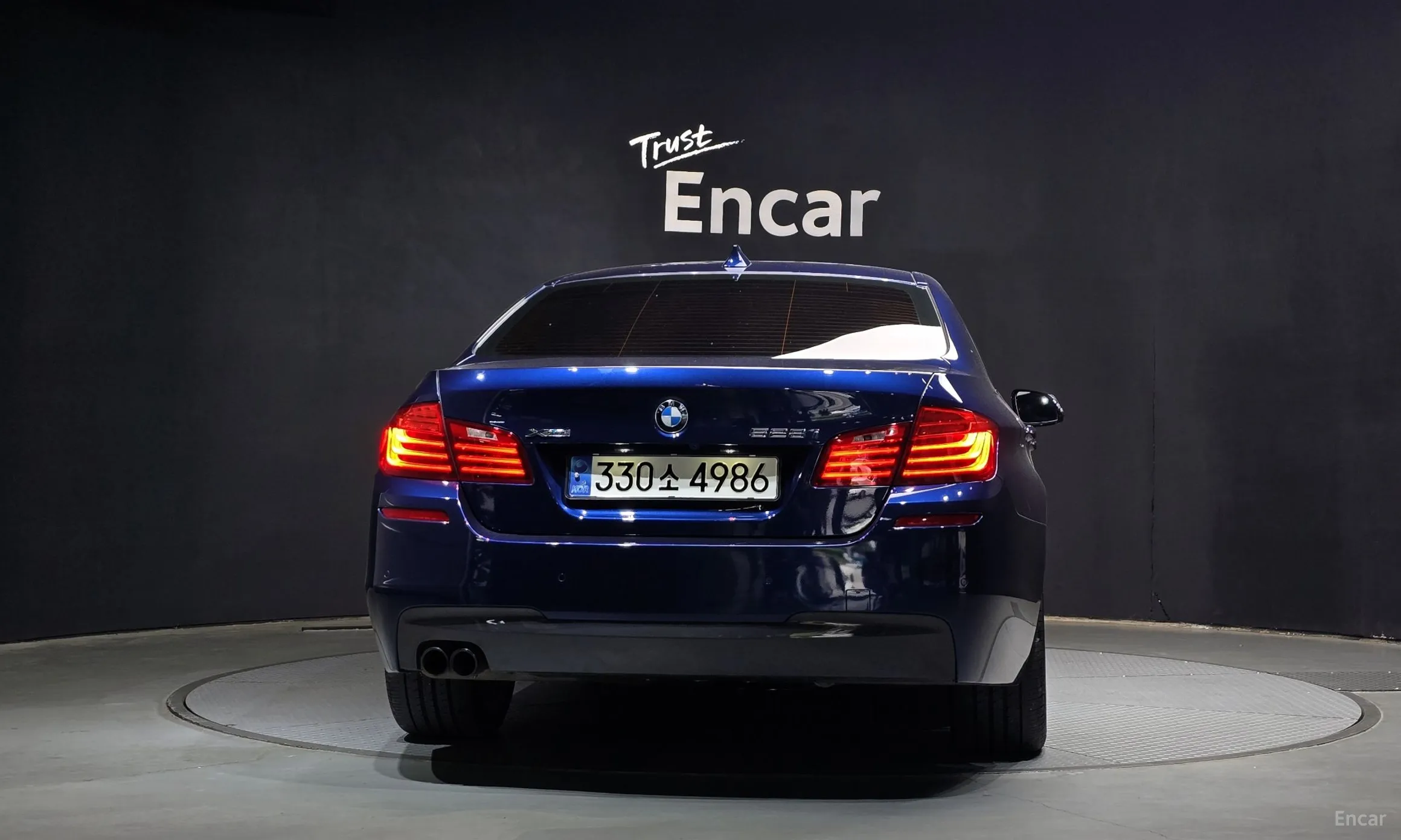 BMW 5 Series (F10) превью 3