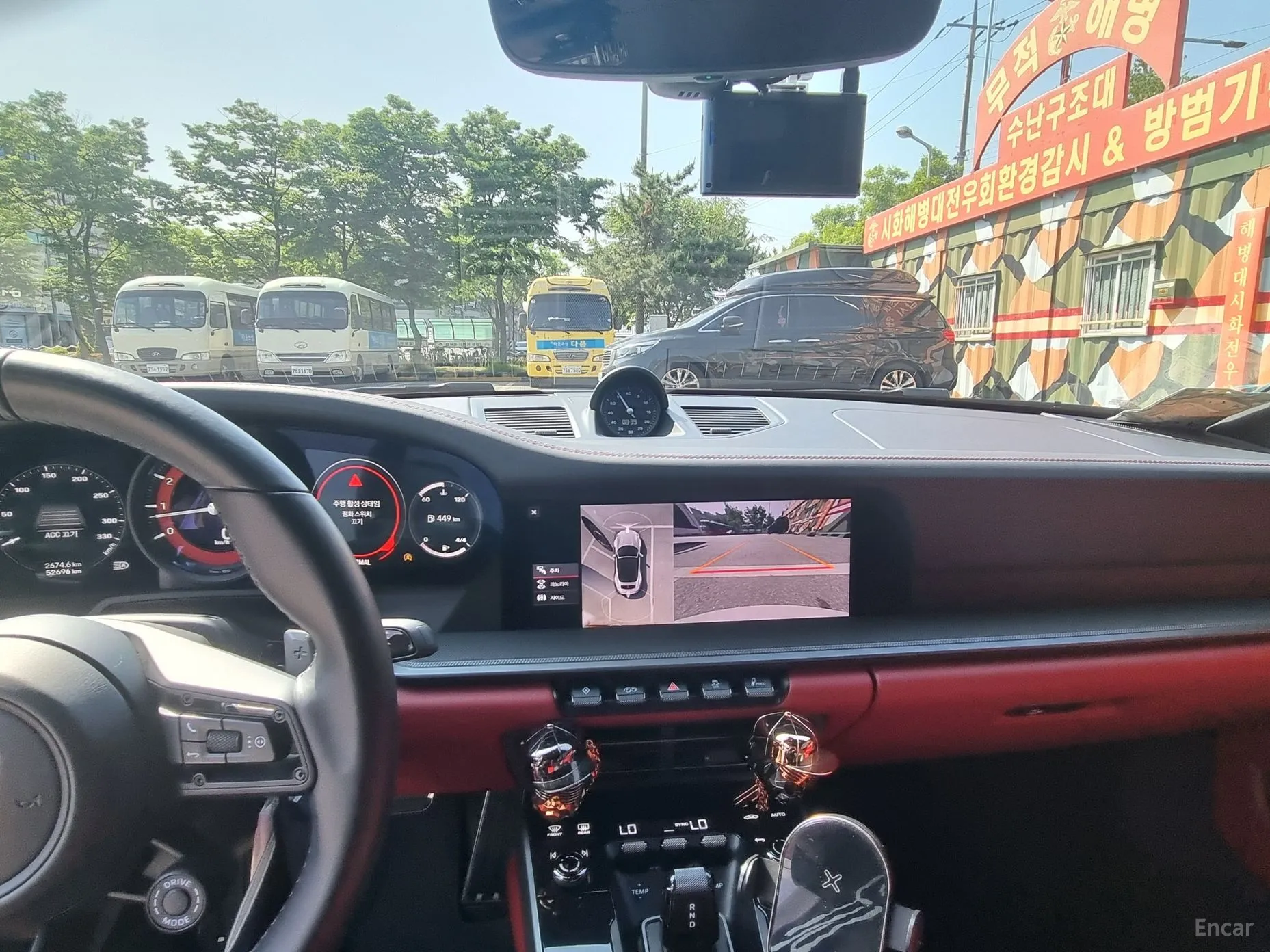 Porsche 911 (992) превью 4