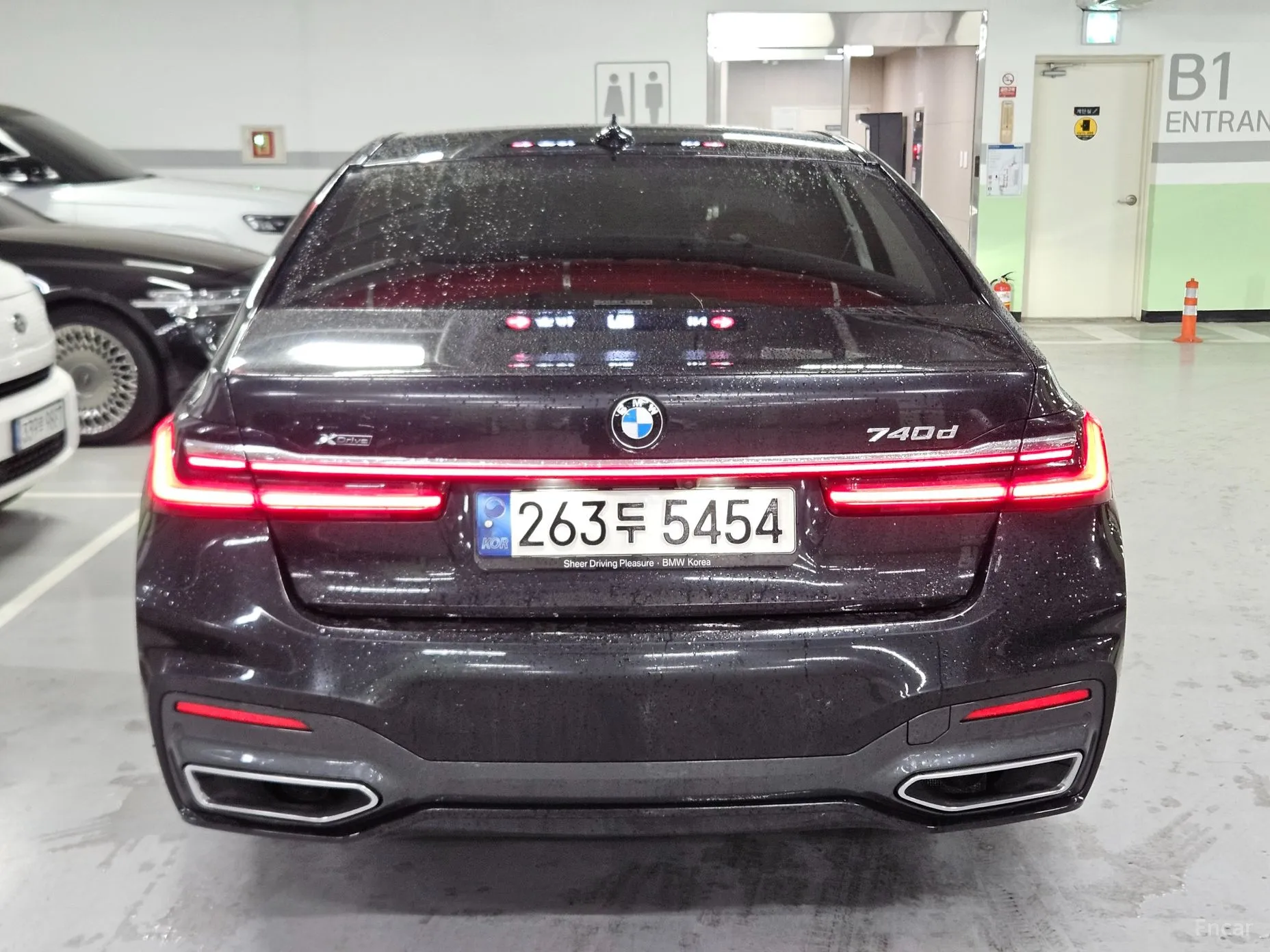 BMW 7 Series (G11) превью 2