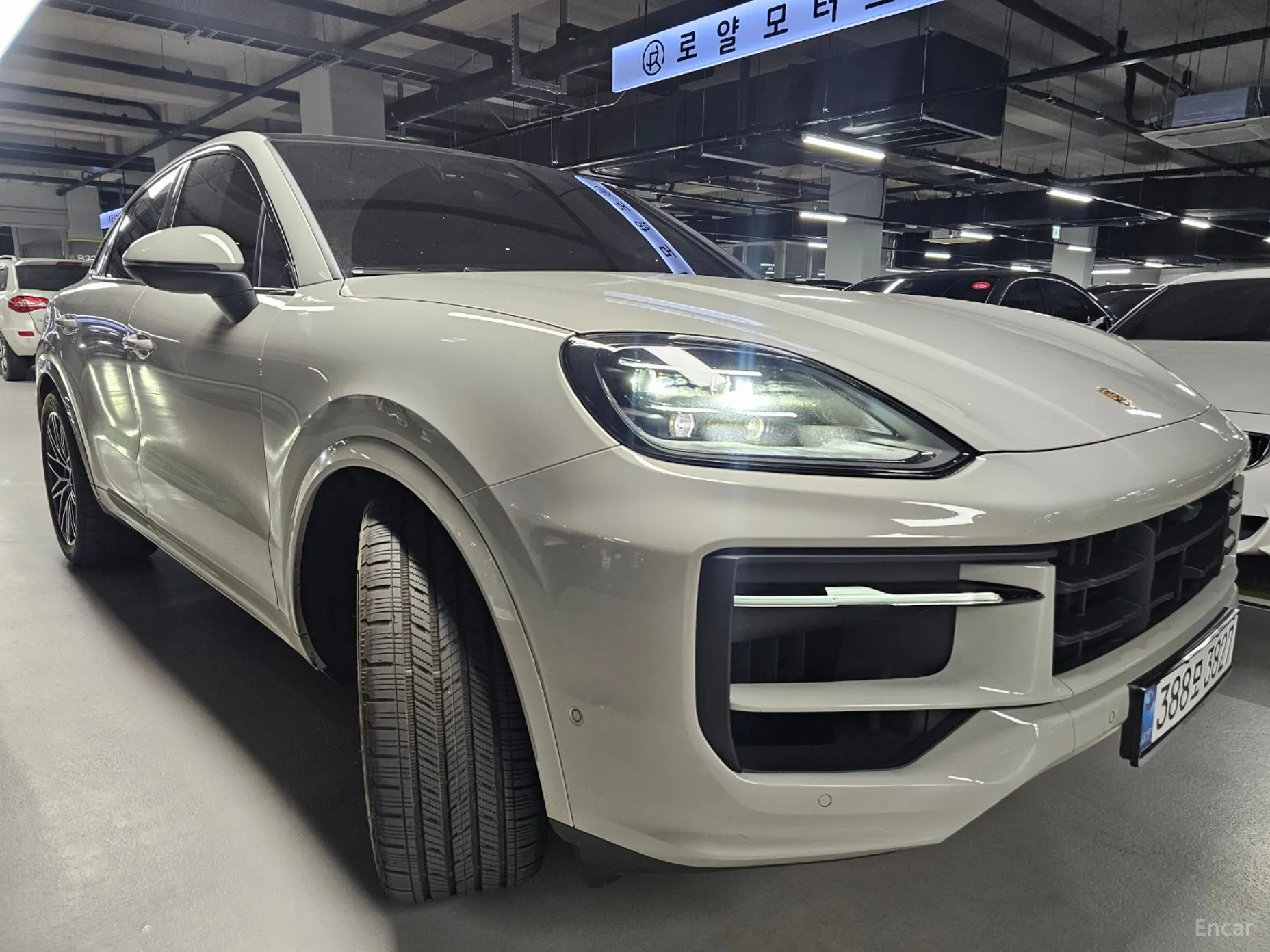 Porsche Cayenne (PO536) превью 2