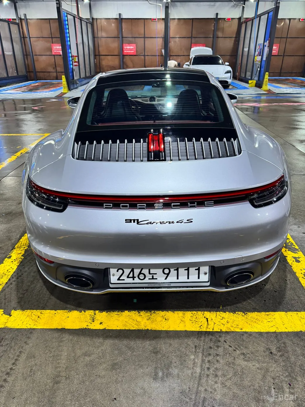 Porsche 911 (992) превью 3