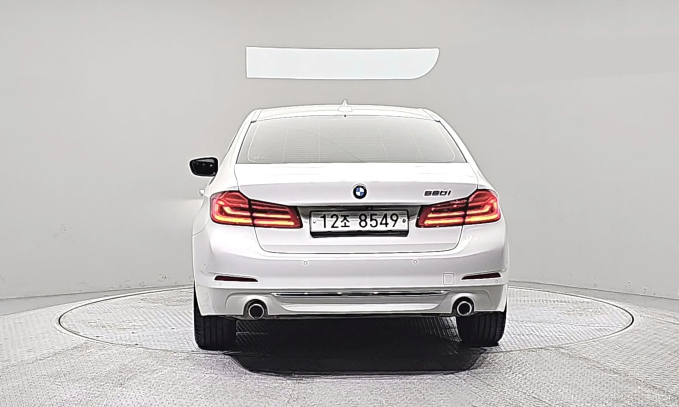 BMW 5 Series (G30) превью 3
