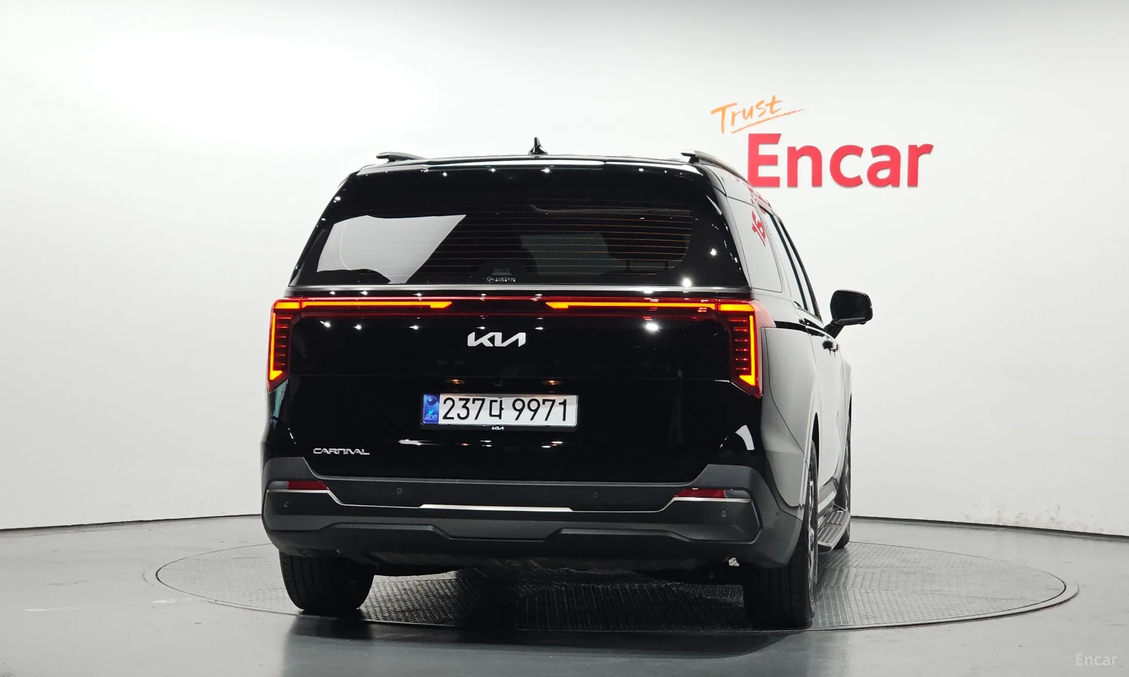 Kia Carnival 4th Generation превью 3