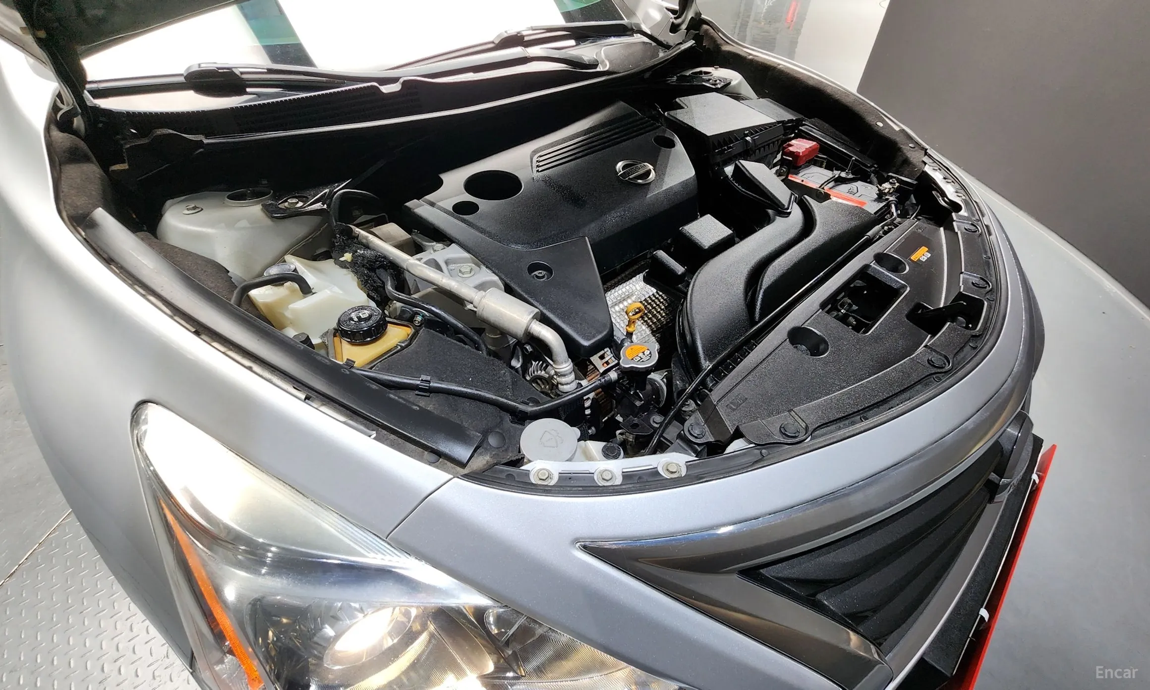 Nissan Altima превью 6
