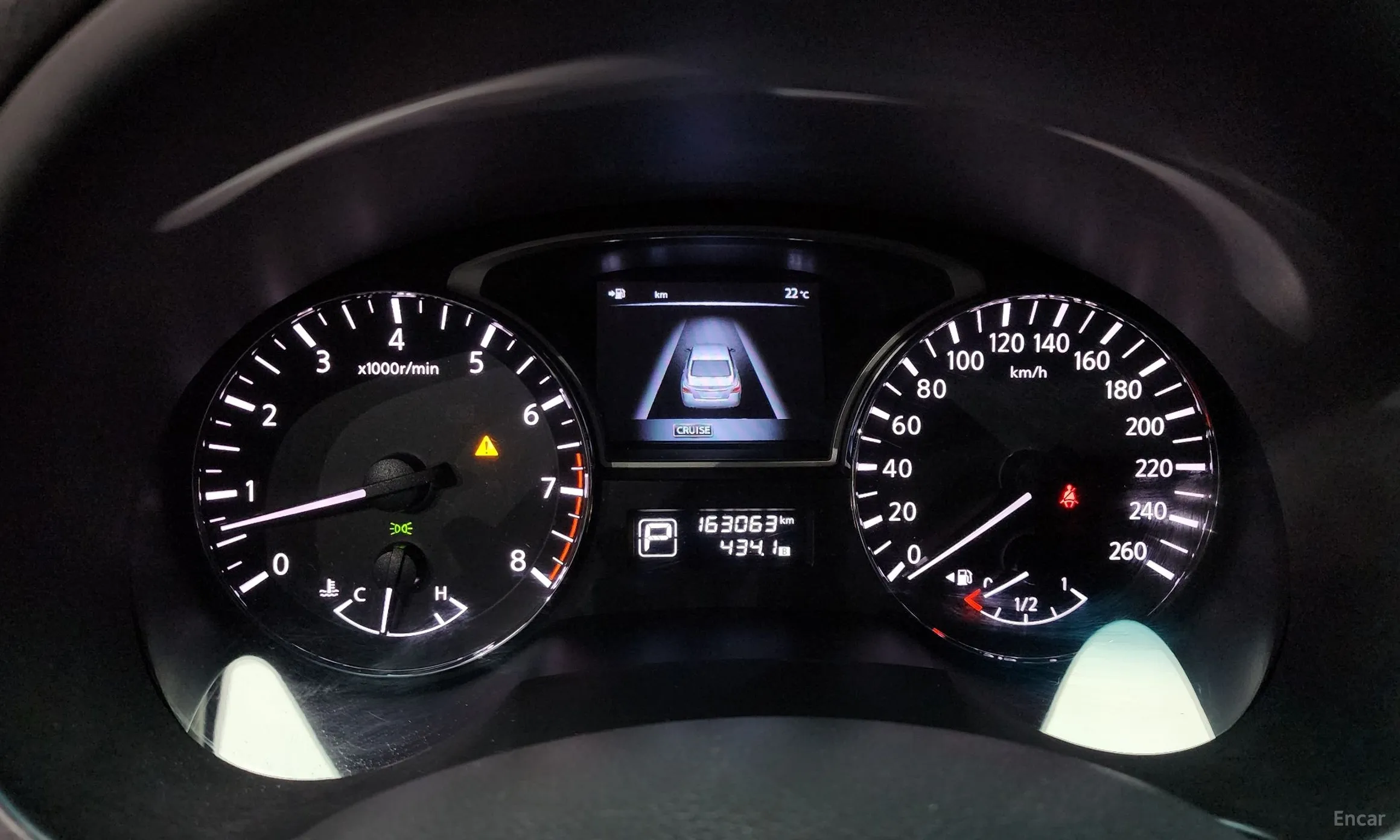 Nissan Altima превью 8