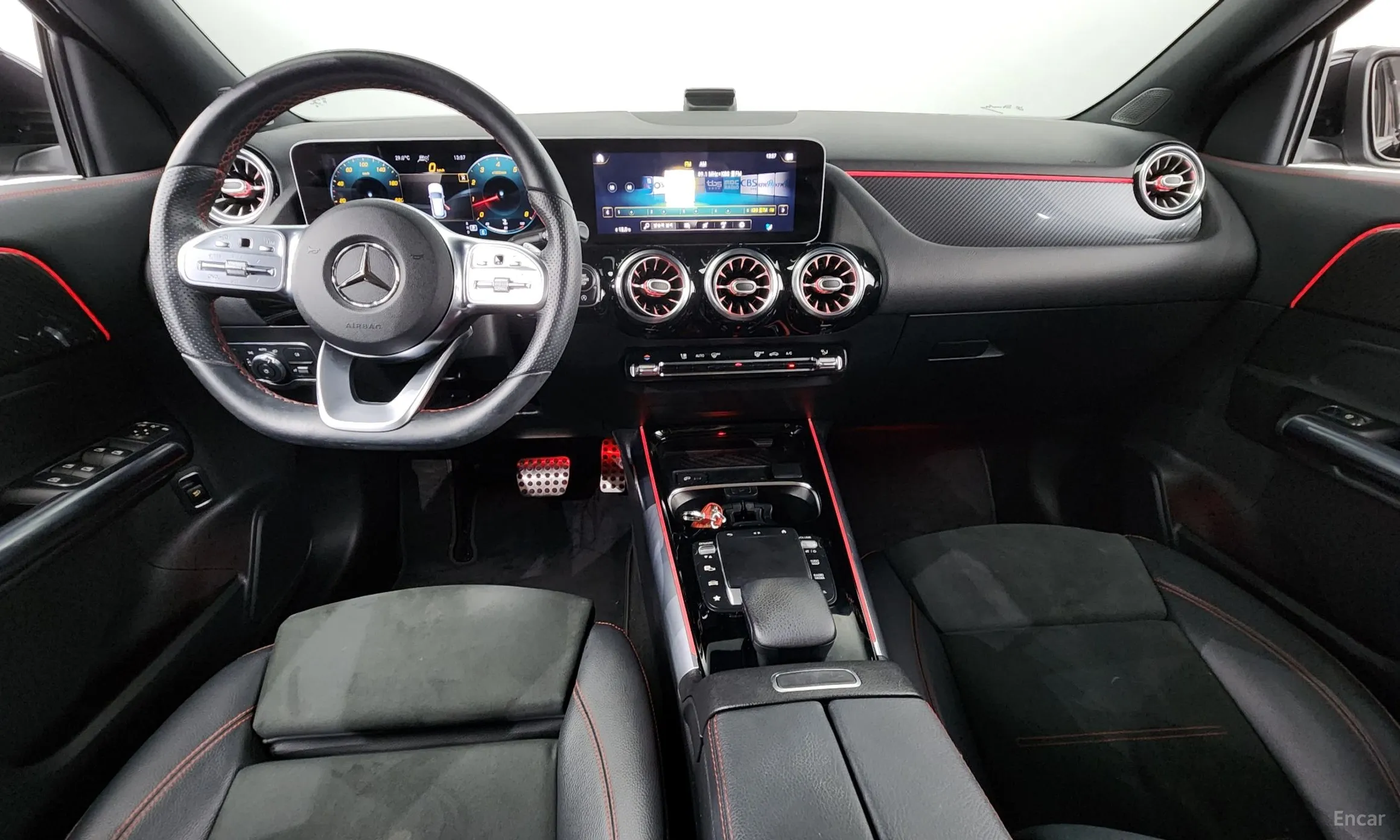 Mercedes Benz GLA-Class H247 превью 4
