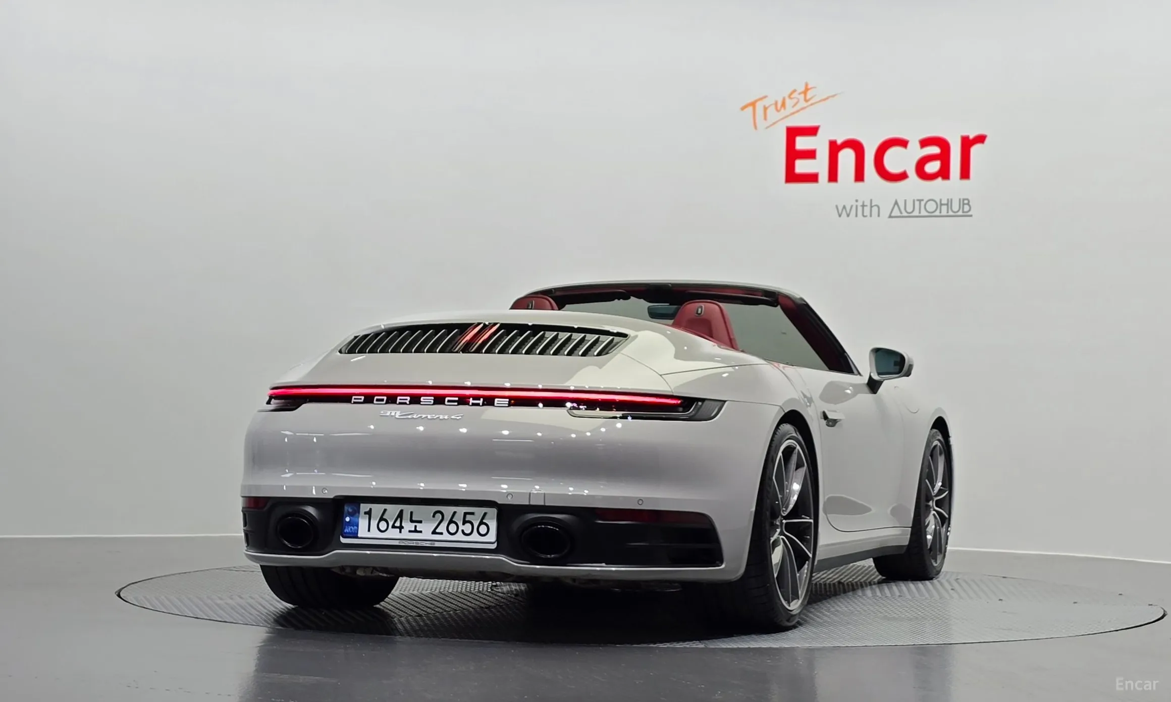 Porsche 911 (992) превью 3