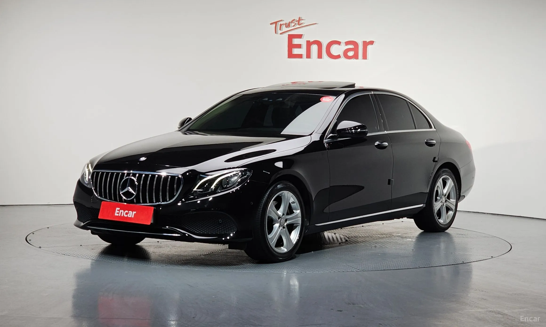 Mercedes Benz E-Class W213