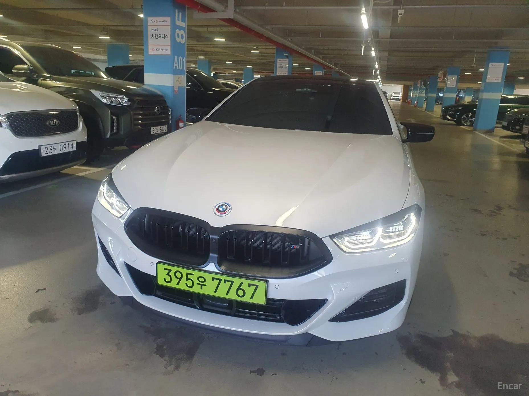 BMW 8-series (G15)