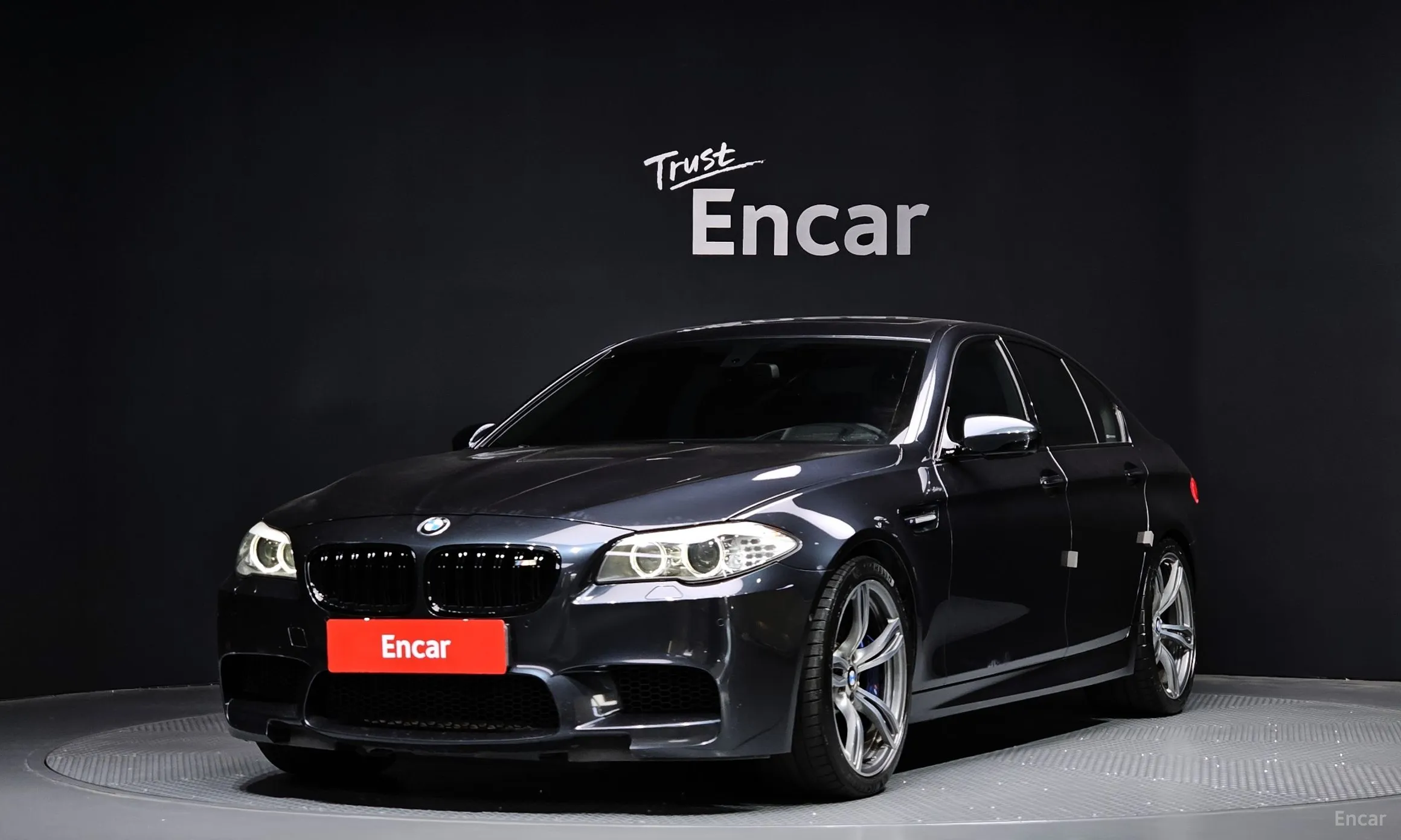 BMW M5 (F10)