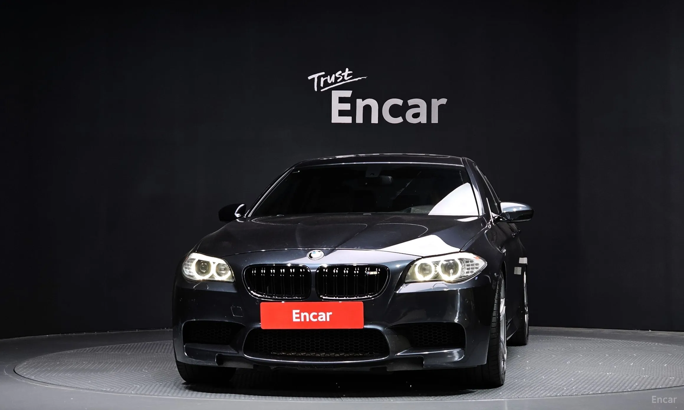 BMW M5 (F10)