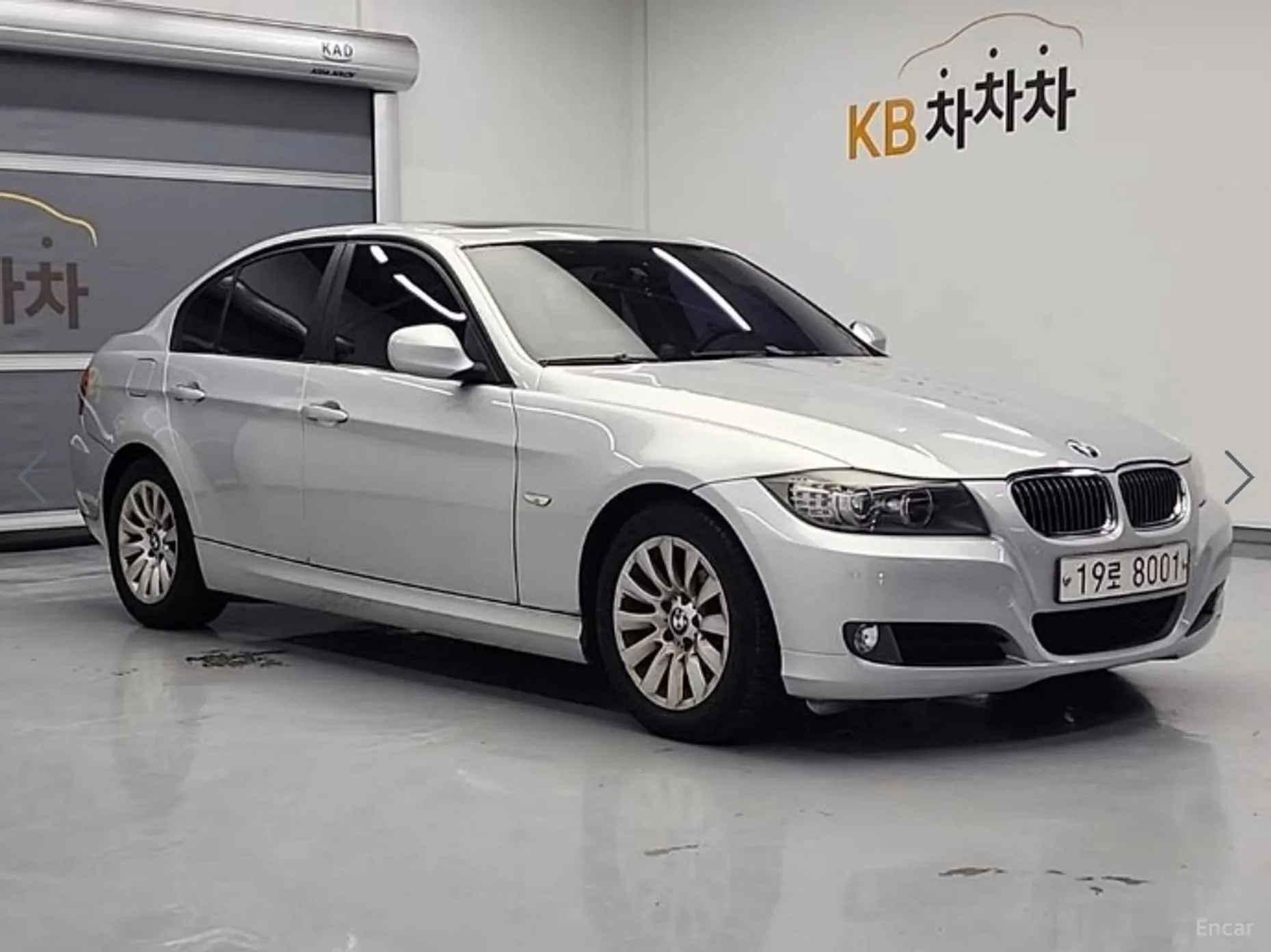 BMW 3 Series (E90) превью 3