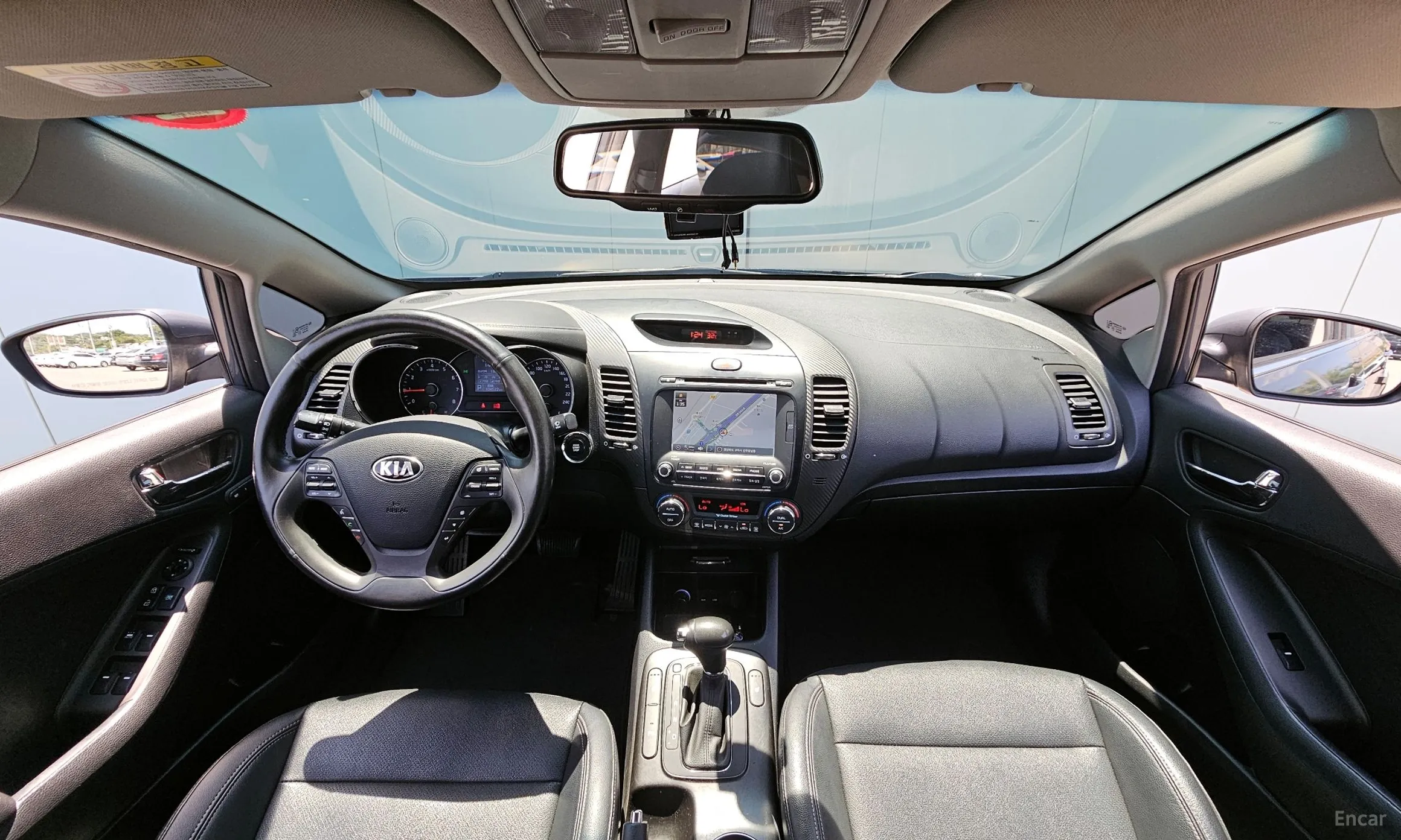 Kia K3 превью 4