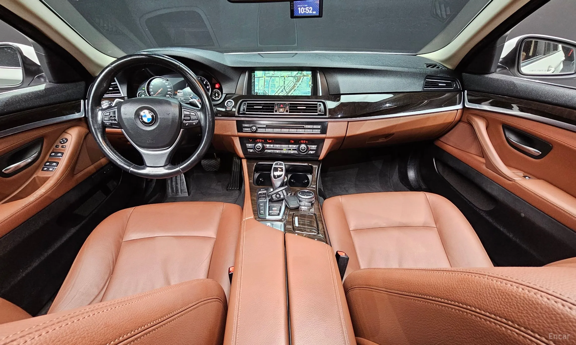 BMW 5 Series (F10) превью 4
