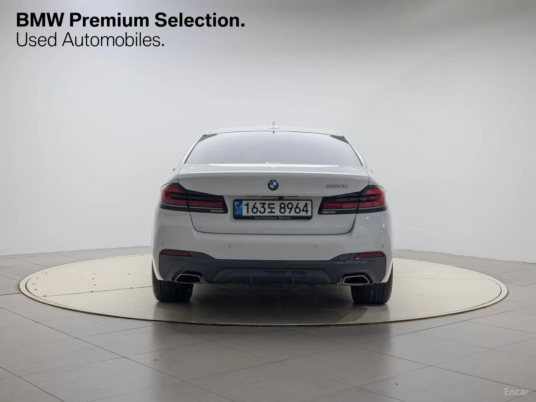 BMW 5 Series (G30) превью 3