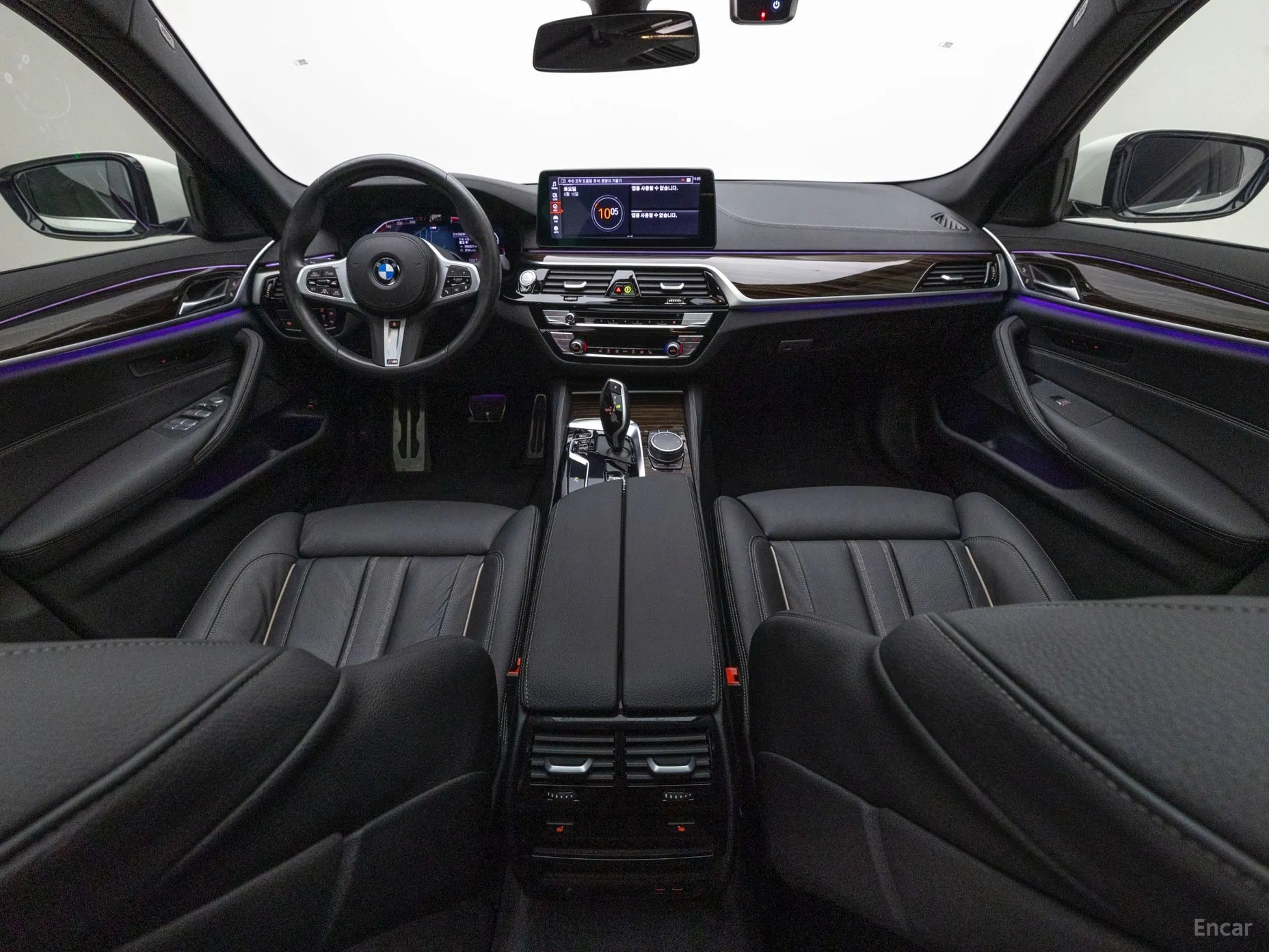 BMW 5 Series (G30) превью 4