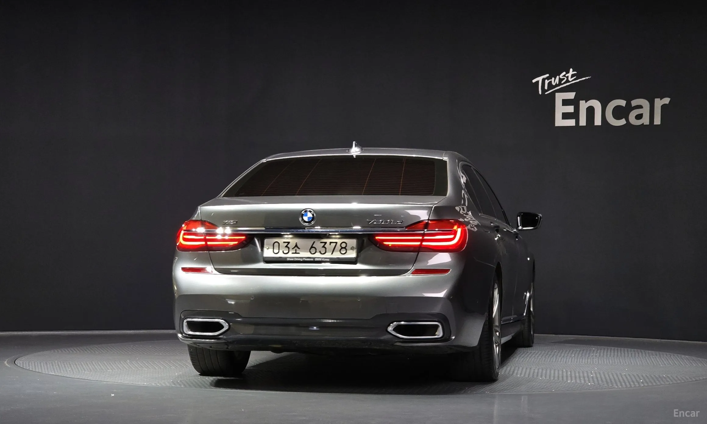 BMW 7 Series (G11) превью 3