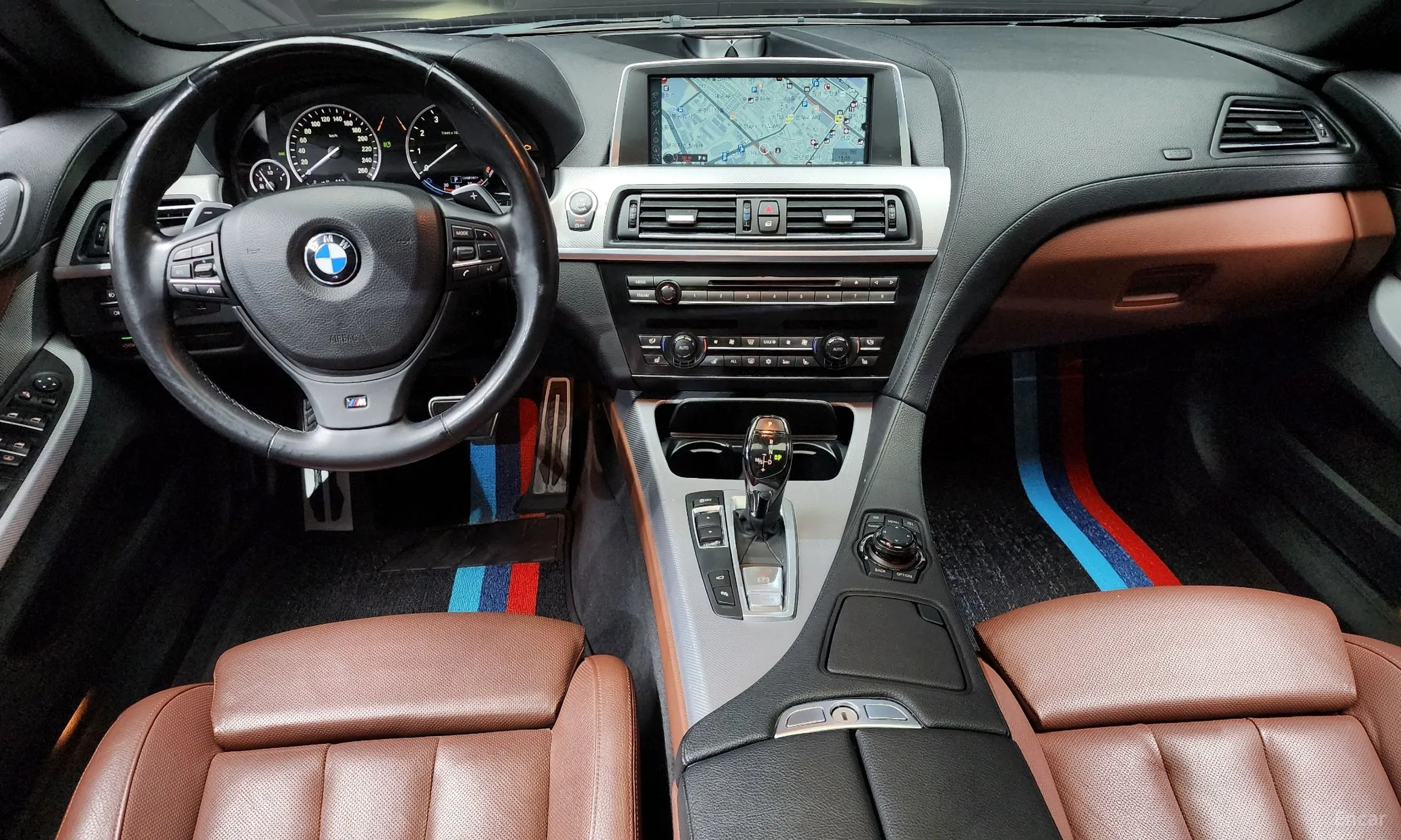 BMW 6 Series (F12) превью 4