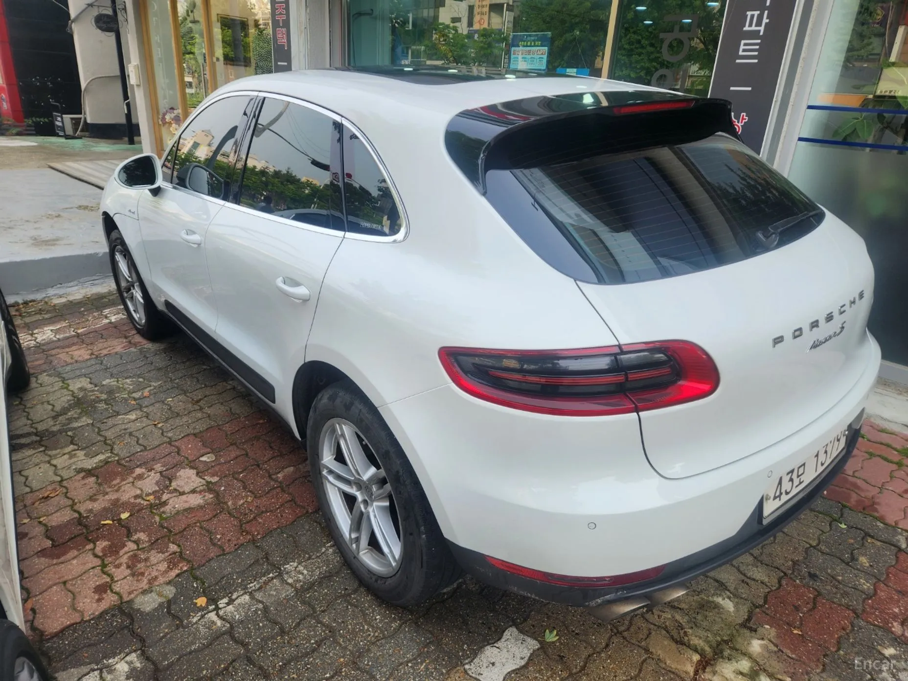 Porsche Macan превью 2