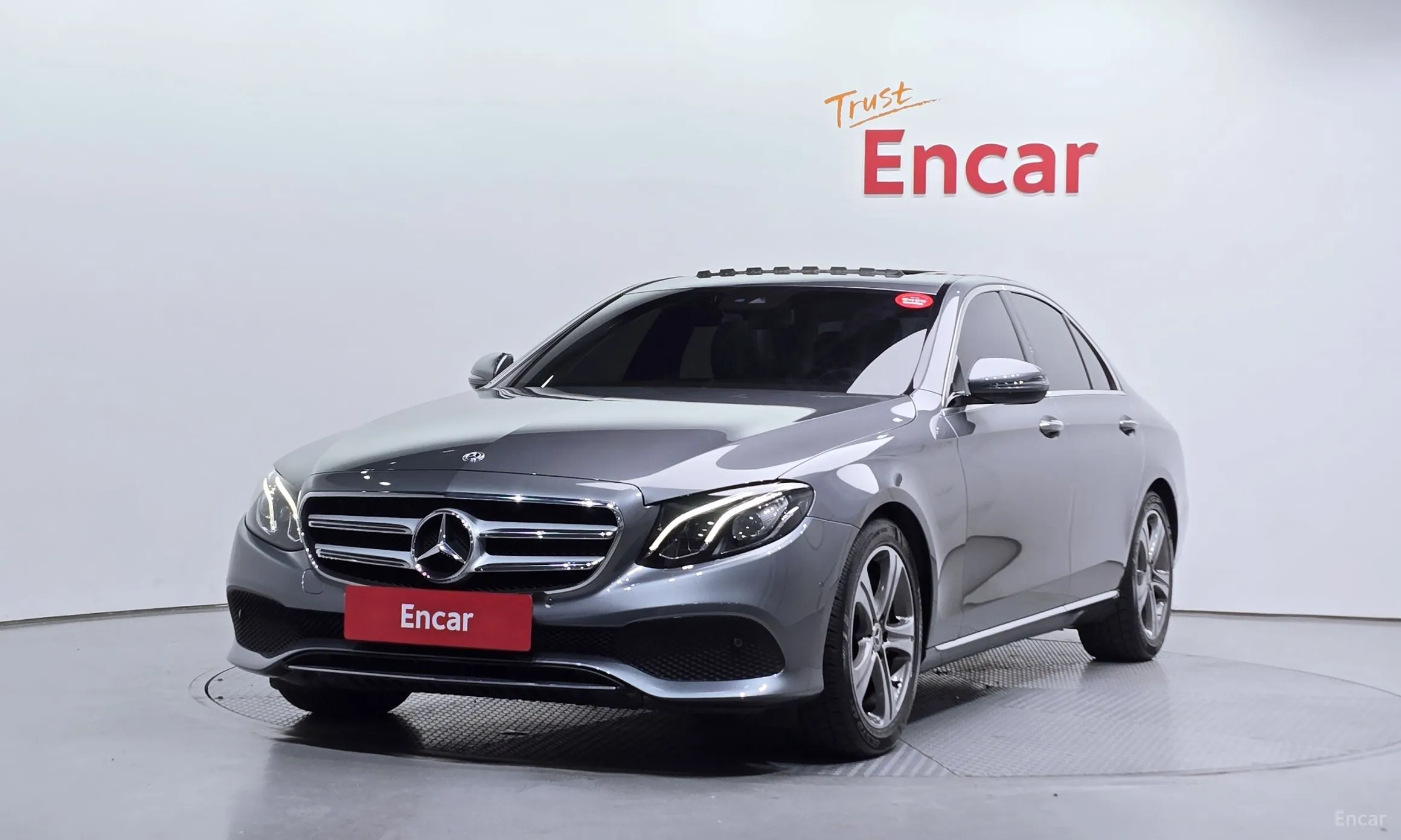 Mercedes Benz E-Class W213