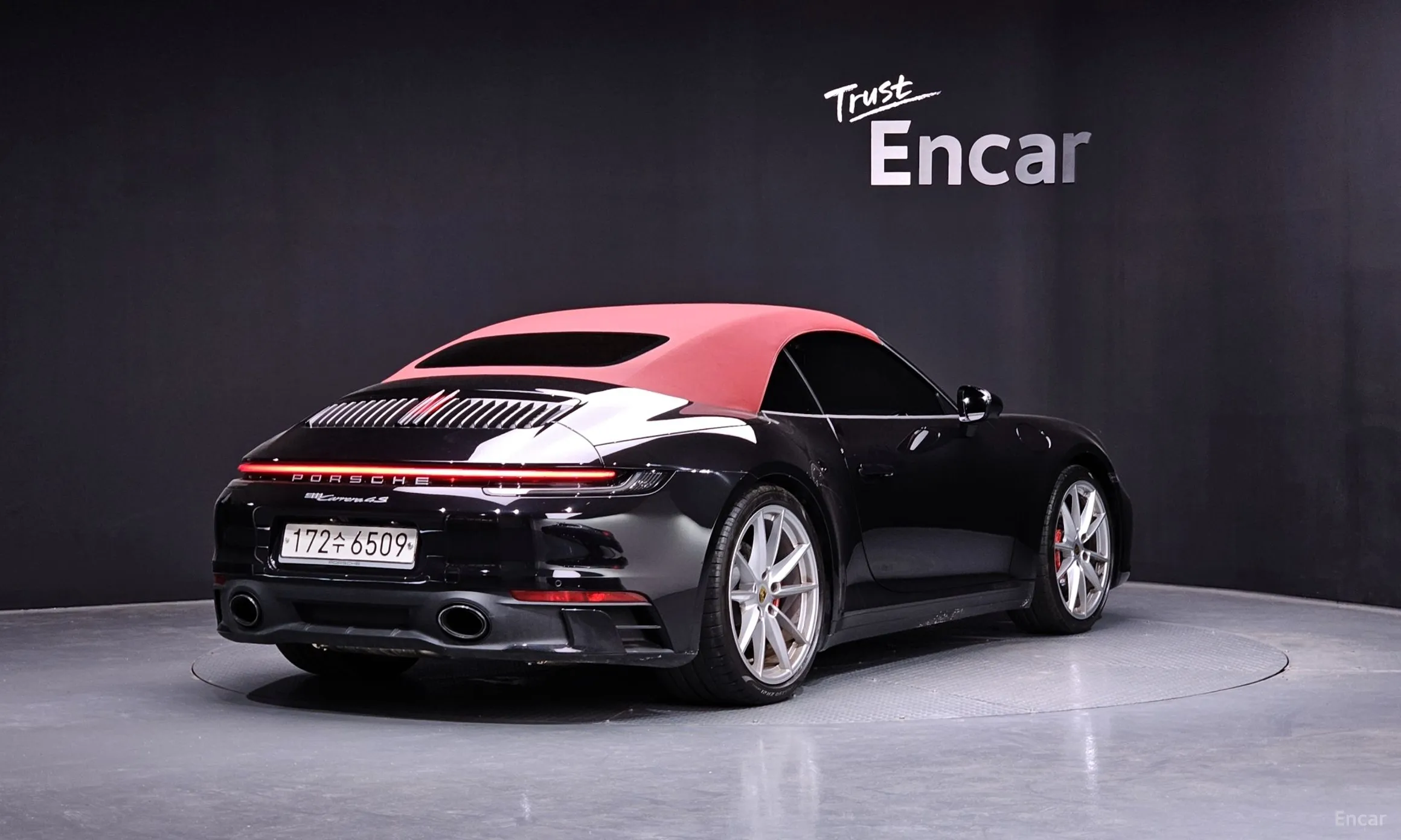 Porsche 911 (992)