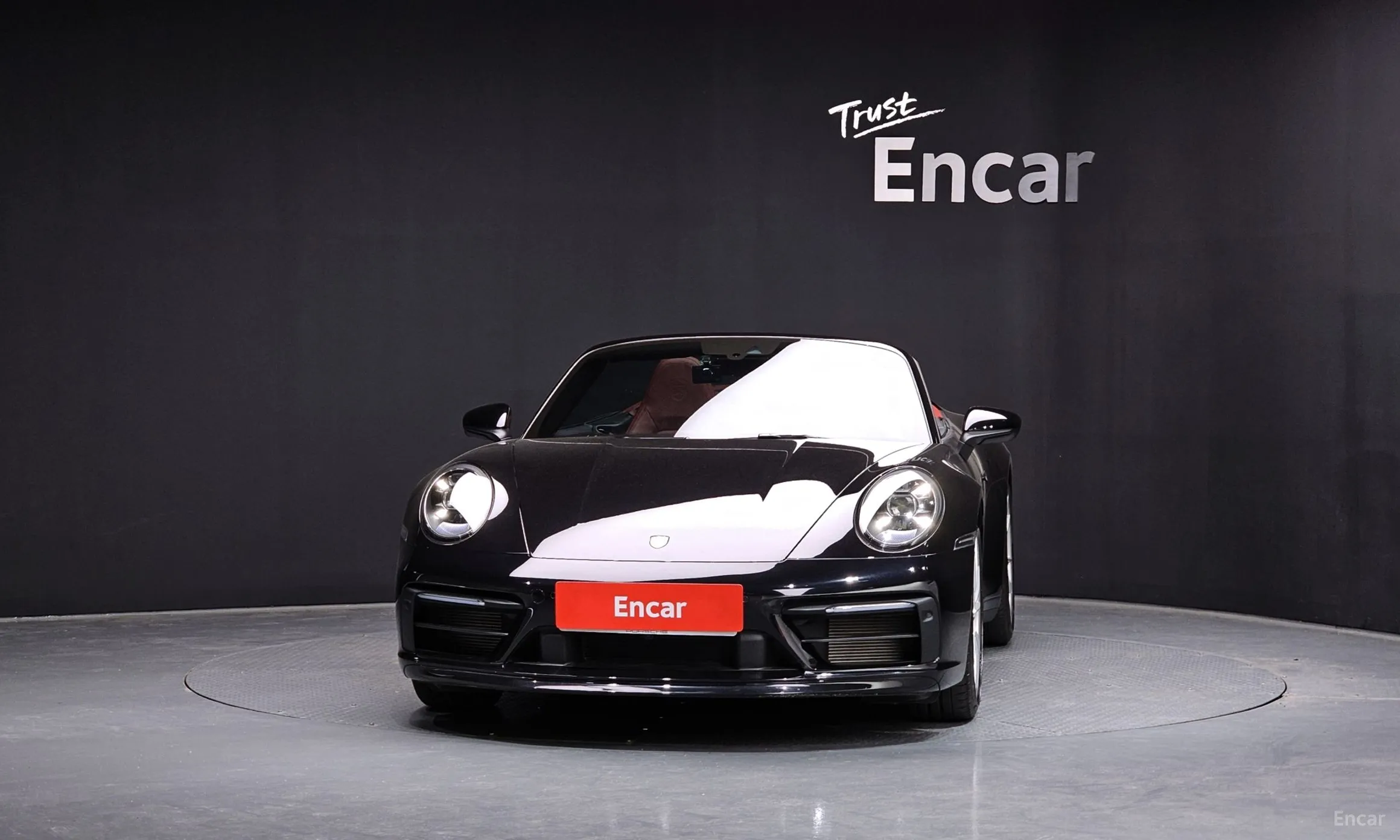 Porsche 911 (992) превью 3