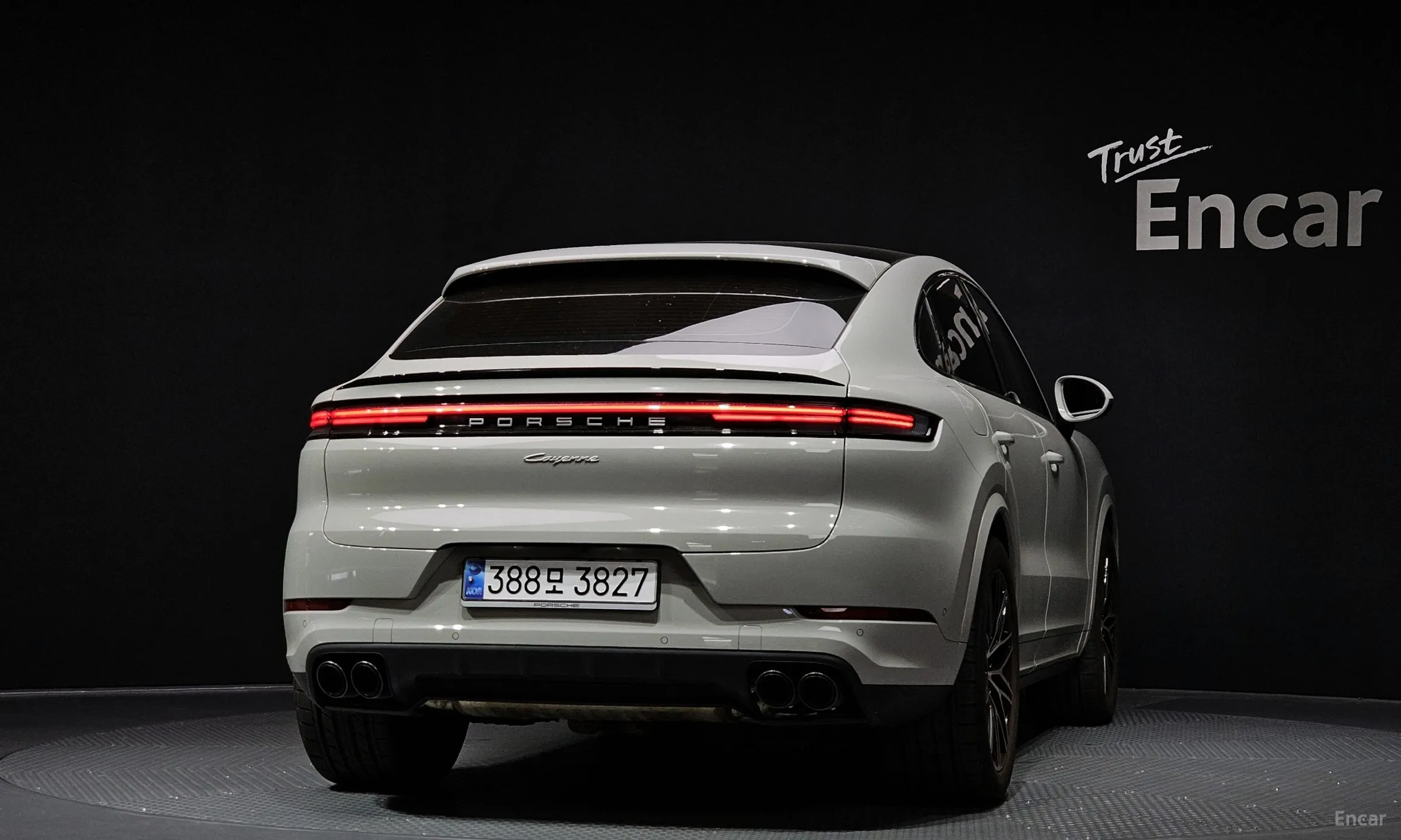 Porsche Cayenne (PO536) превью 3