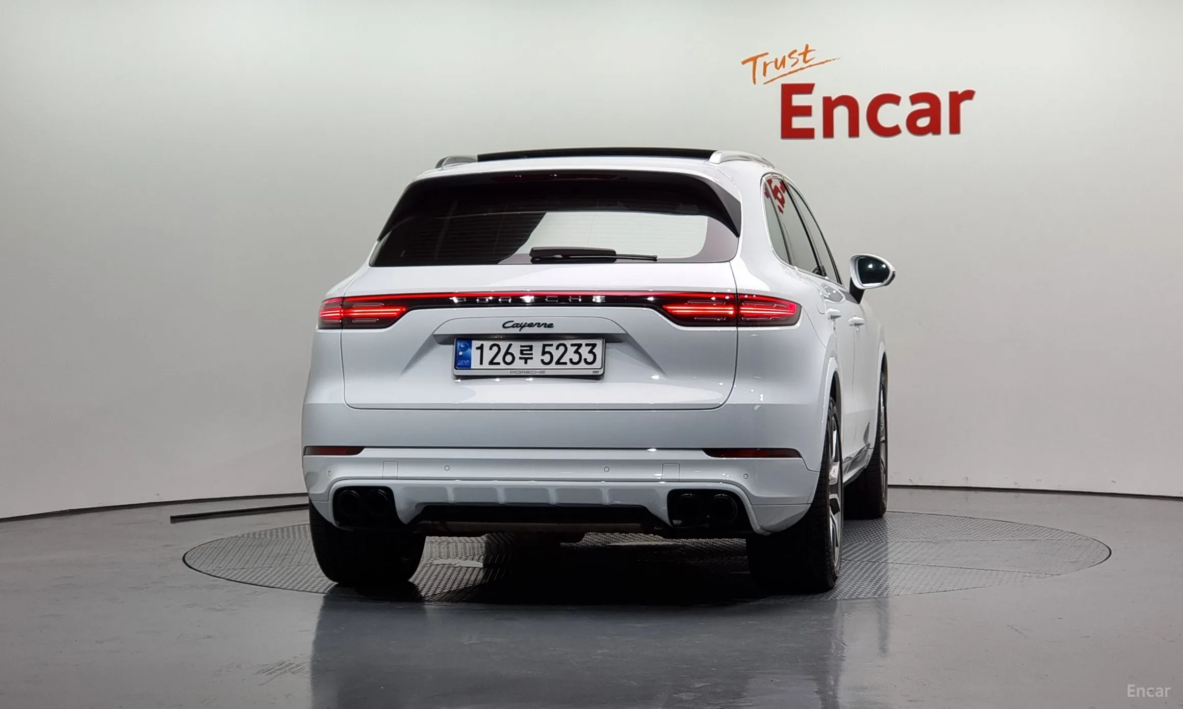 Porsche Cayenne (PO536) превью 3