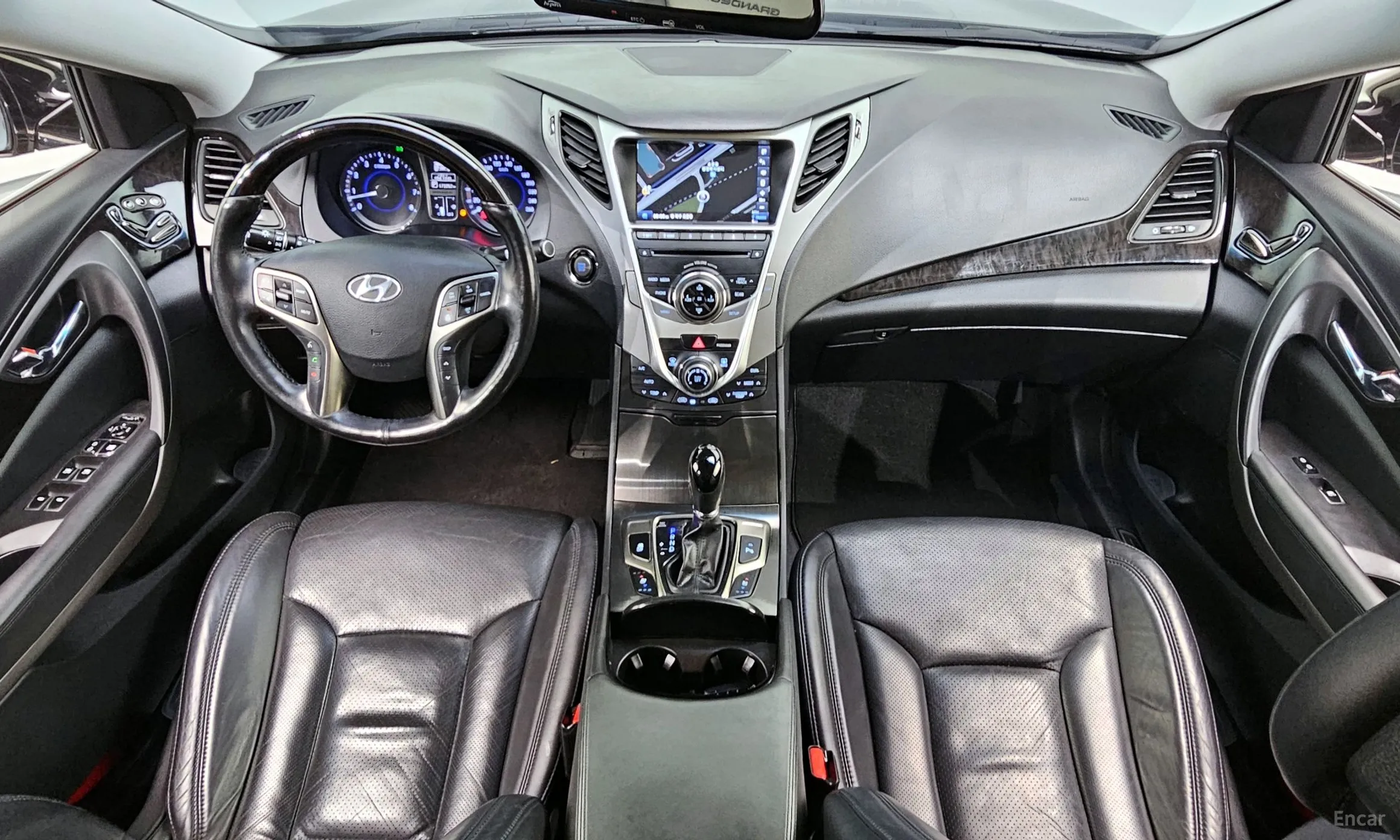 Hyundai Grandeur HG превью 4