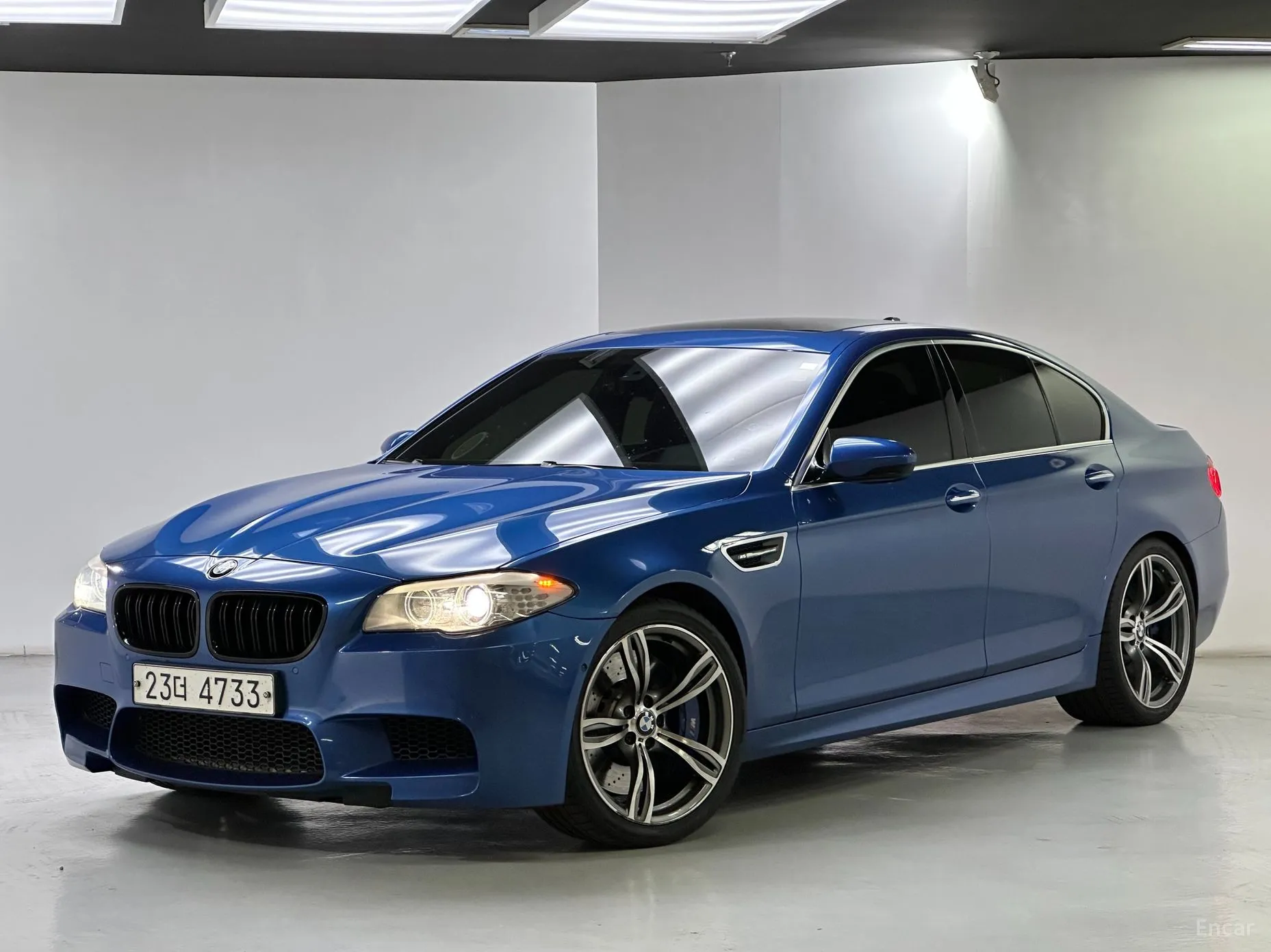 BMW M5 (F10)