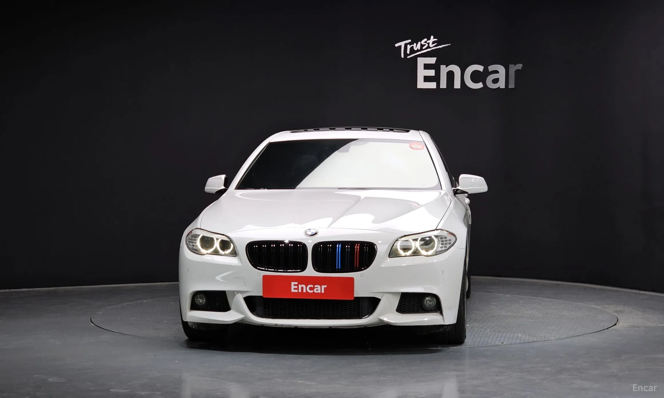 BMW 5 Series (F10) превью 2