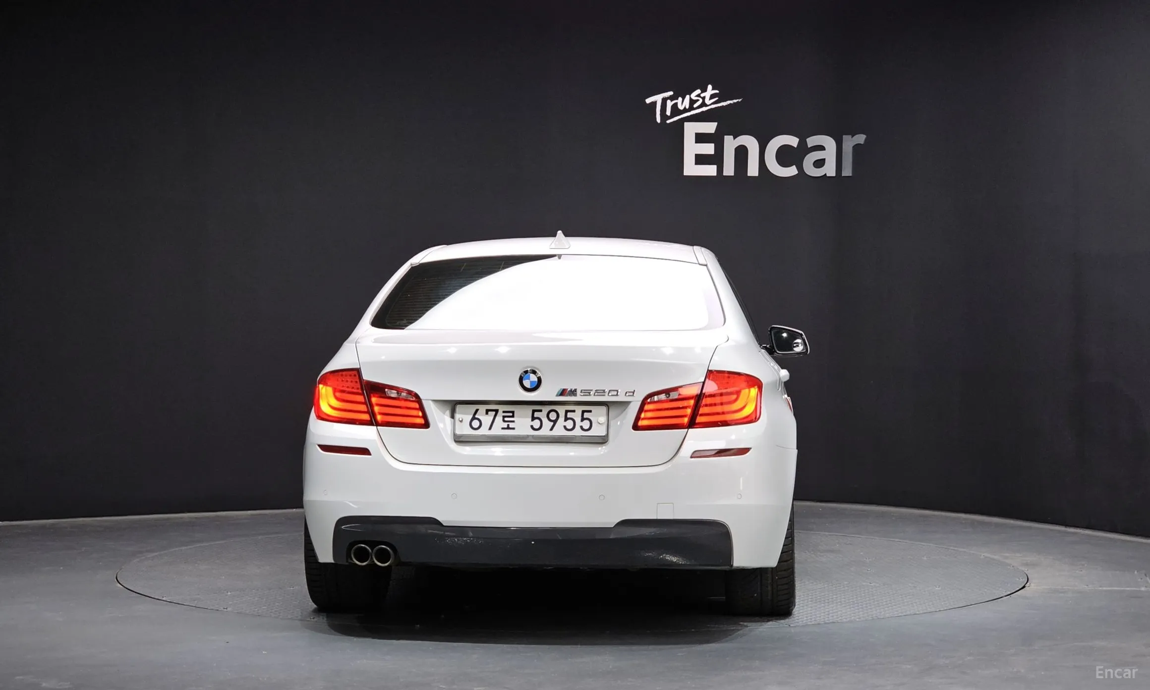 BMW 5 Series (F10) превью 3